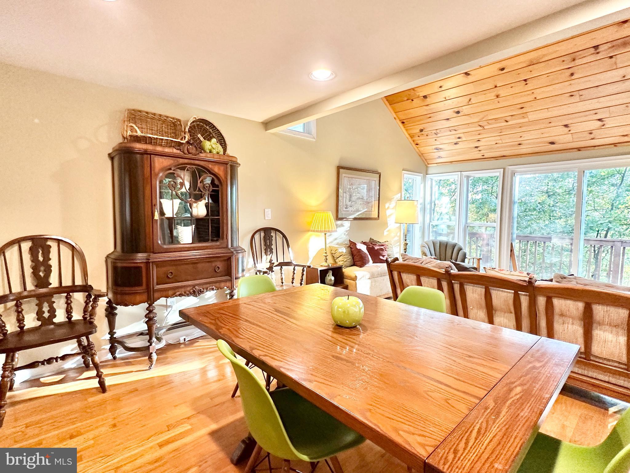 THE WOODS - Residential