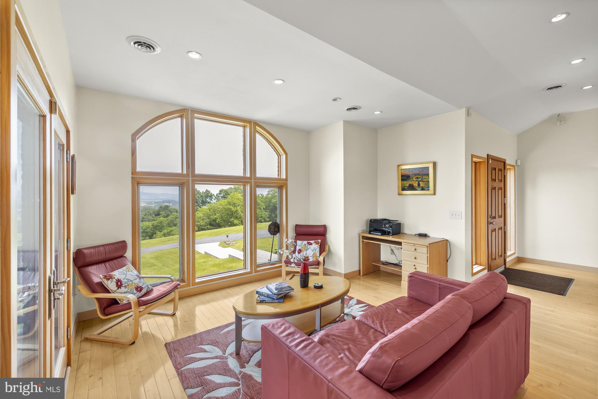 100 ORCHARD HILL DRIVE