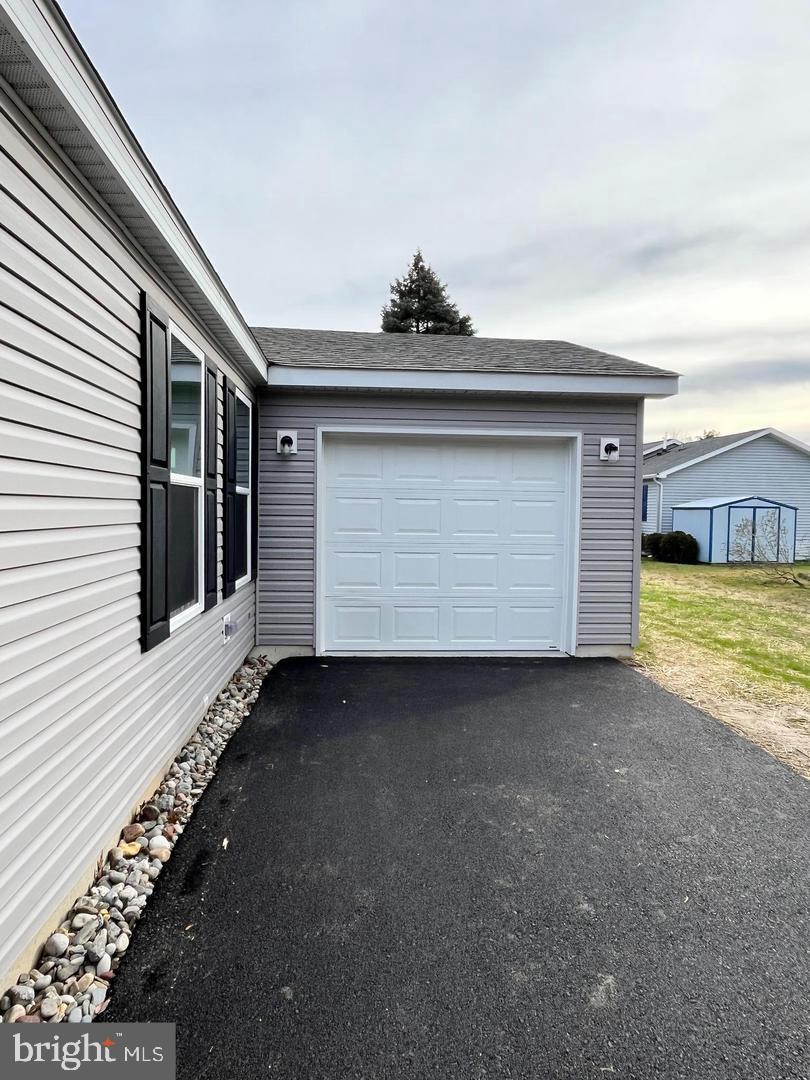 COLONIAL HERITAGE - Residential