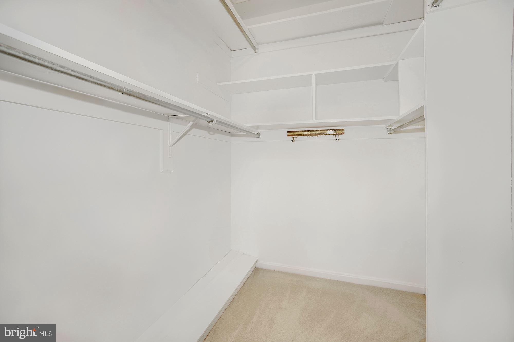 WILDWOOD HILLS - Residential Lease