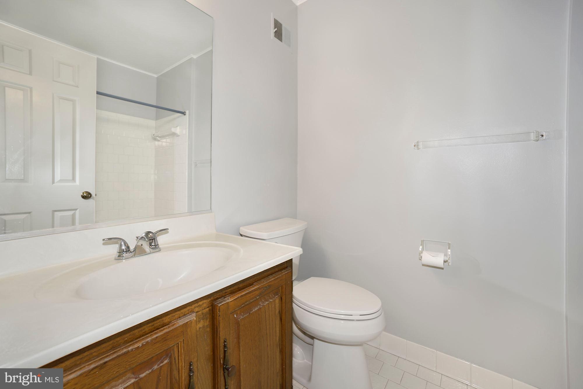 WILDWOOD HILLS - Residential Lease