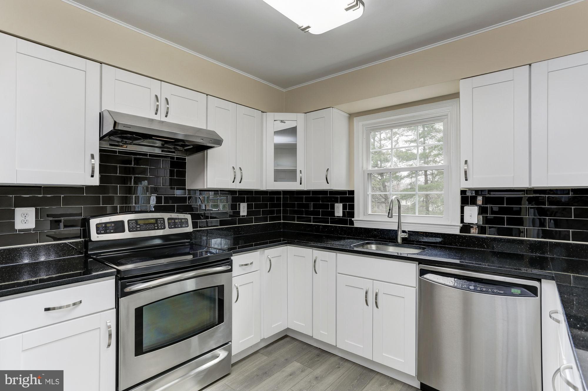 WILDWOOD HILLS - Residential Lease