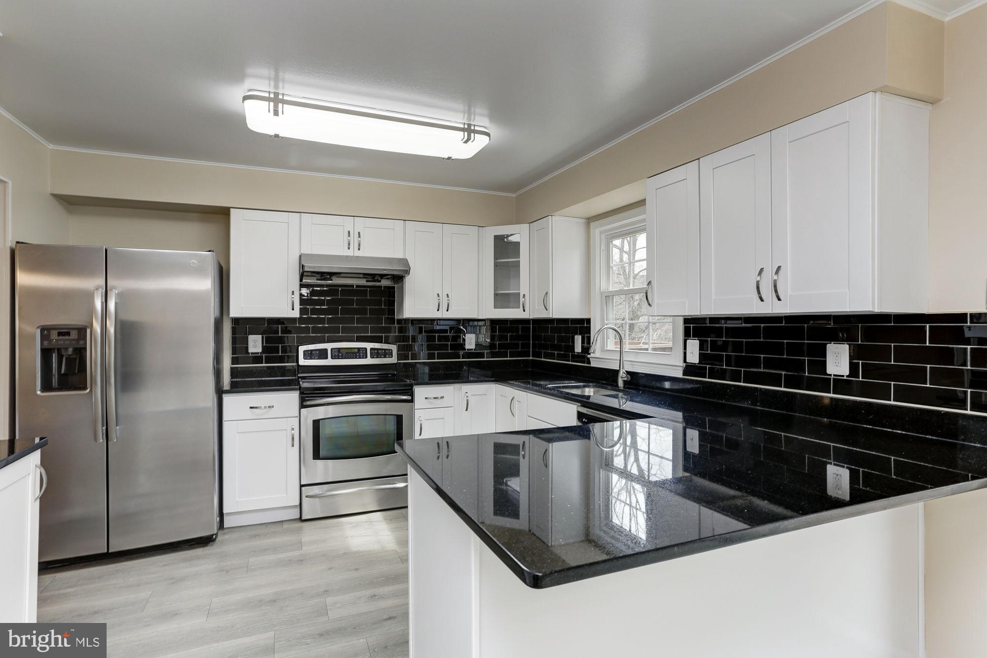 WILDWOOD HILLS - Residential Lease