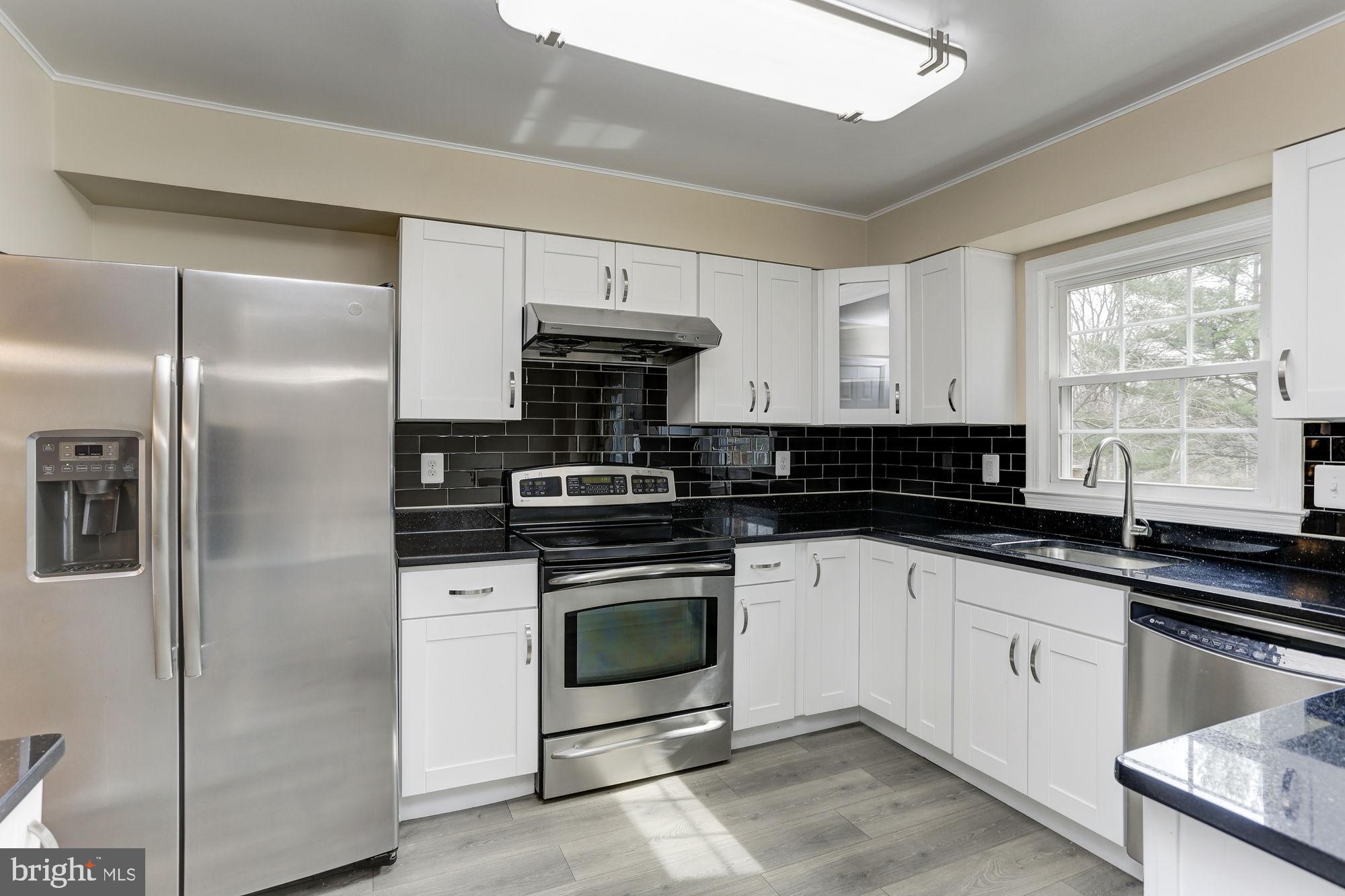 WILDWOOD HILLS - Residential Lease