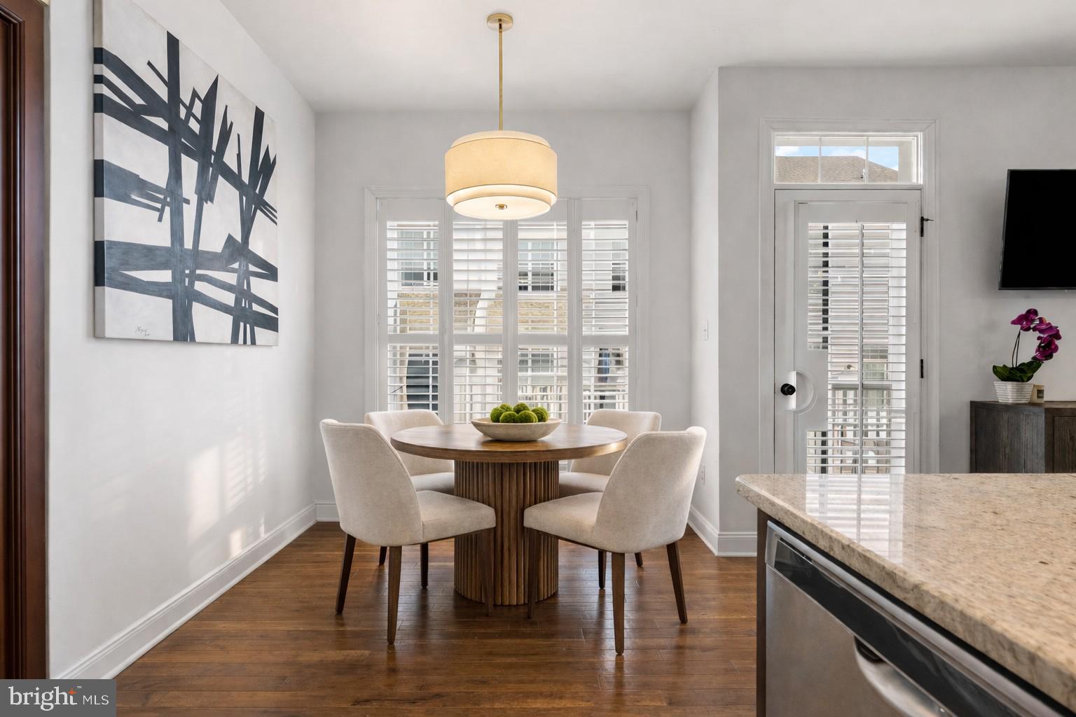 RAVENSCLIFF - Residential