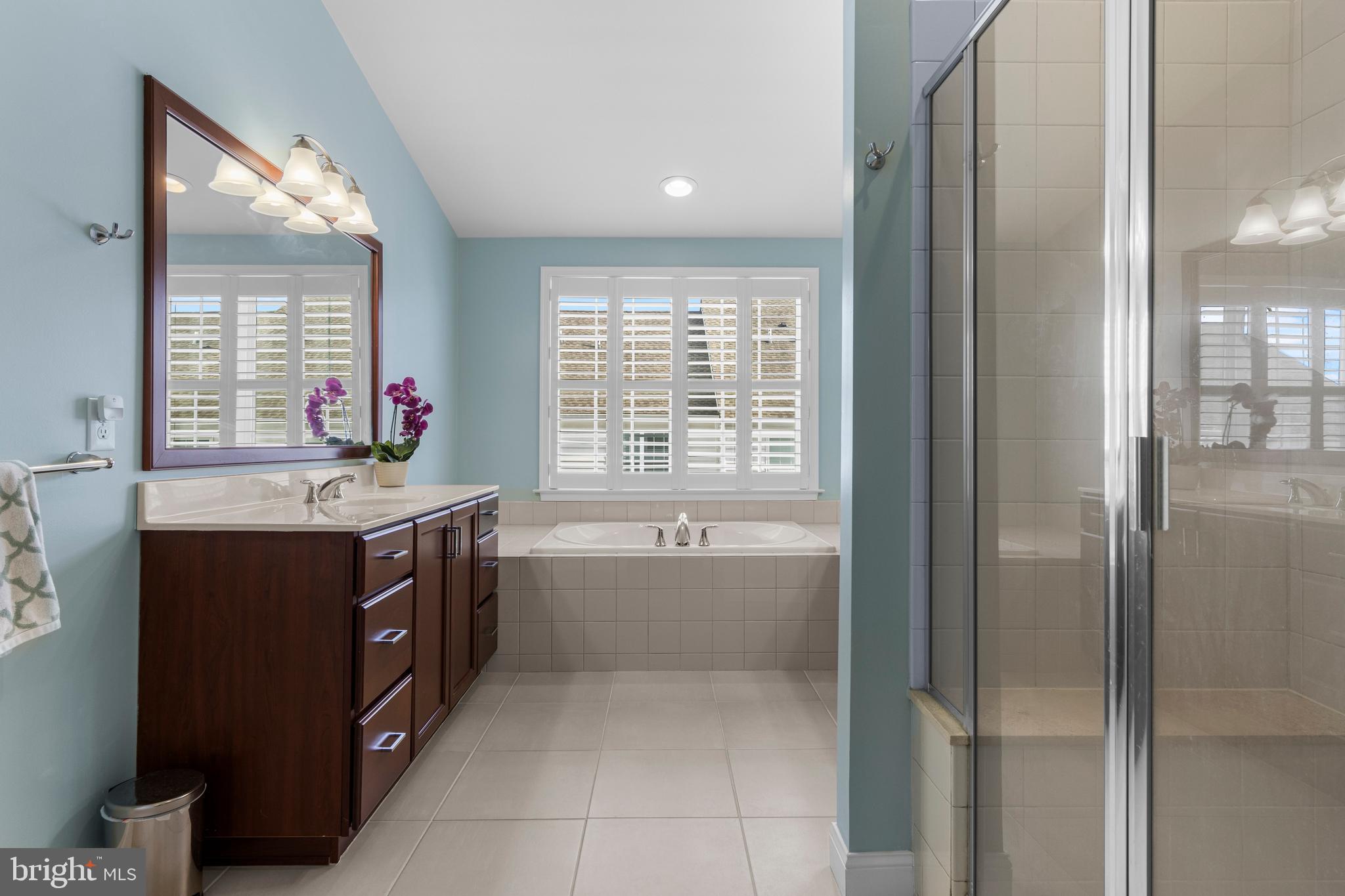 RAVENSCLIFF - Residential