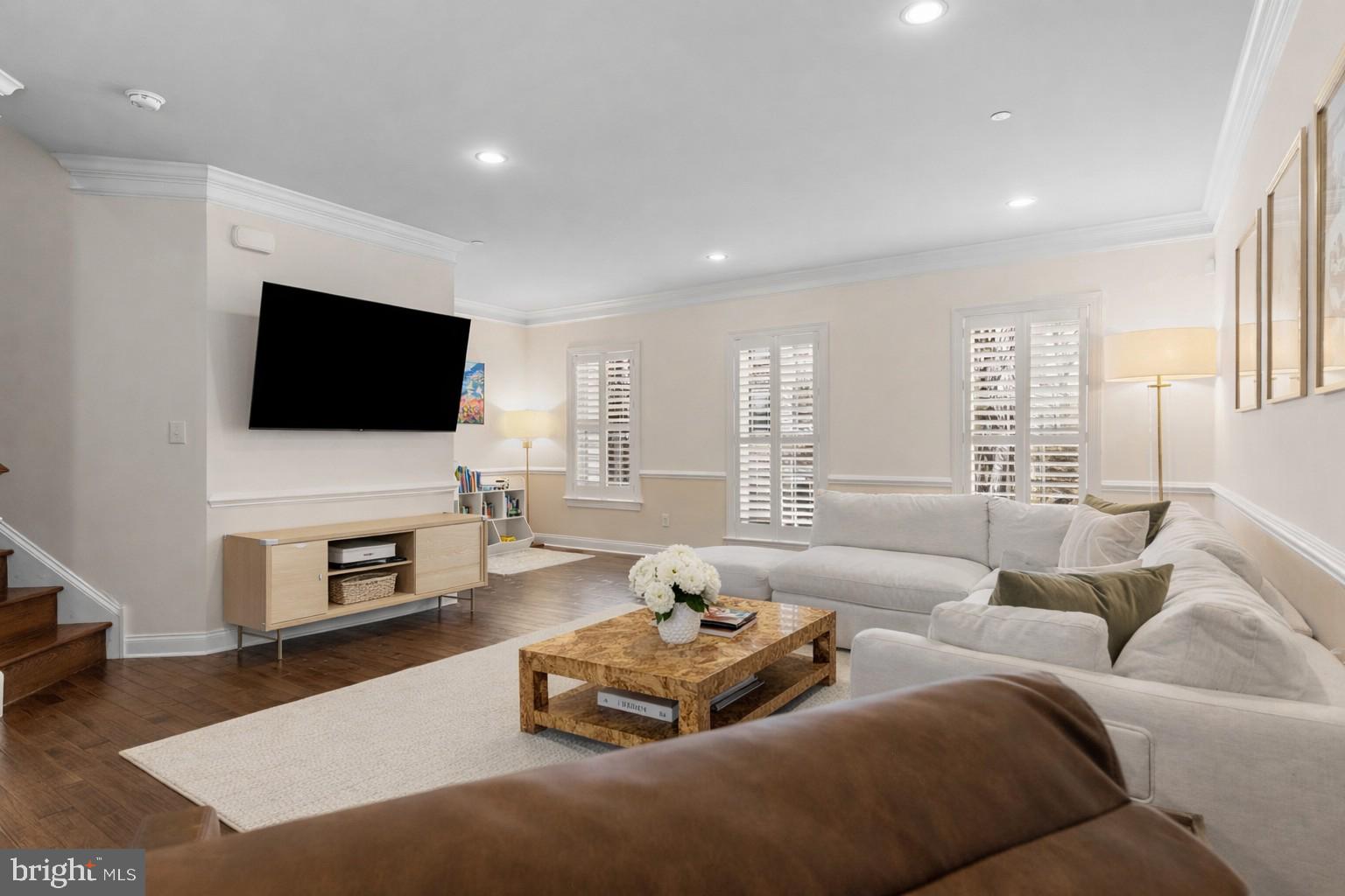 RAVENSCLIFF - Residential