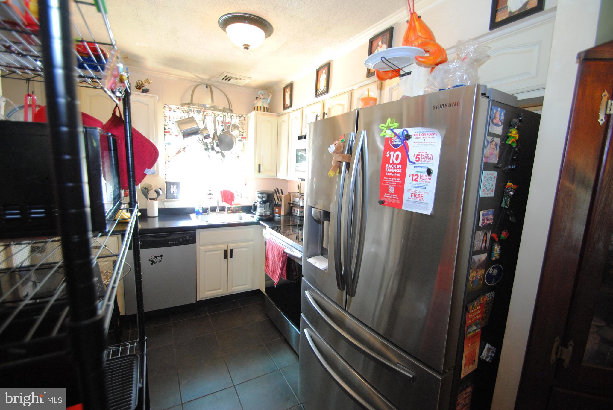 1294 COOPER STREET E8