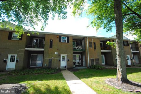 Condo For Sale - 1294 Cooper Street #E8<br/> EDGEWATER PARK, NJ 08010