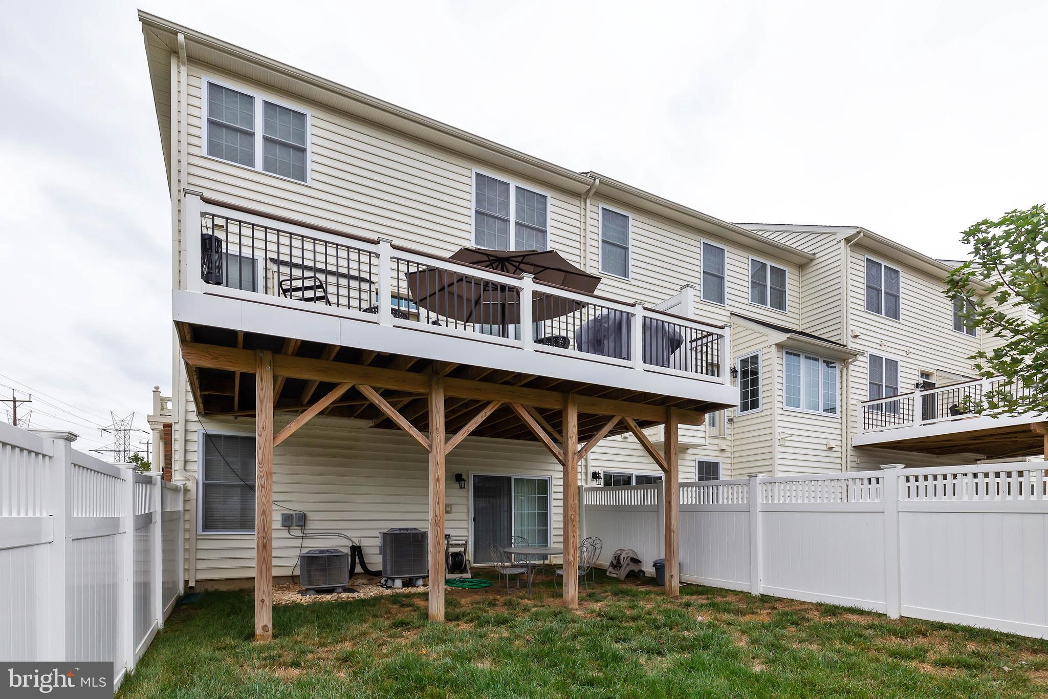 MARLBORO RIDGE - Residential