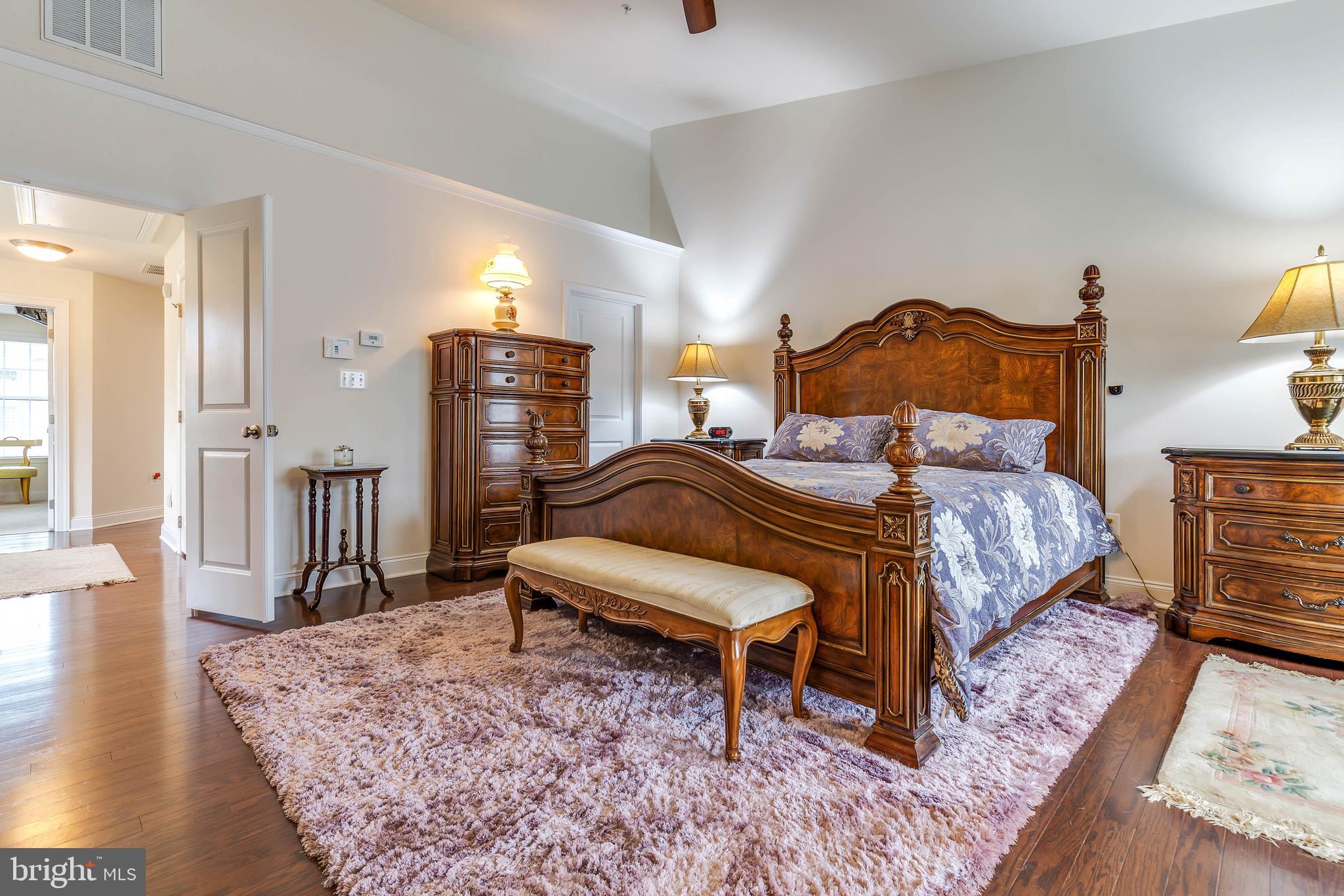 MARLBORO RIDGE - Residential