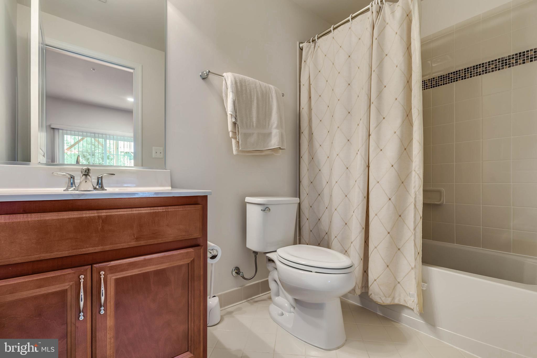 MARLBORO RIDGE - Residential