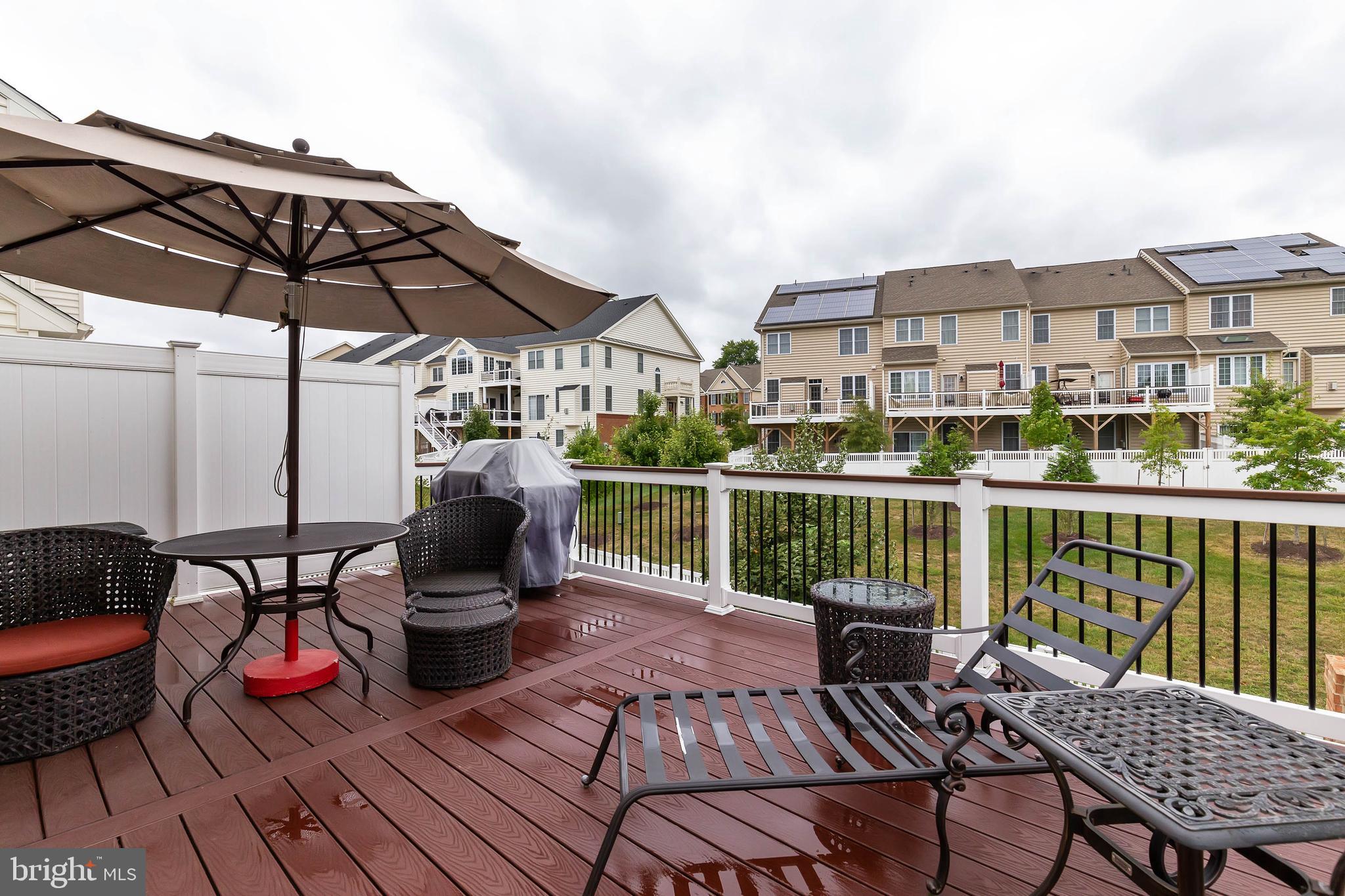 MARLBORO RIDGE - Residential