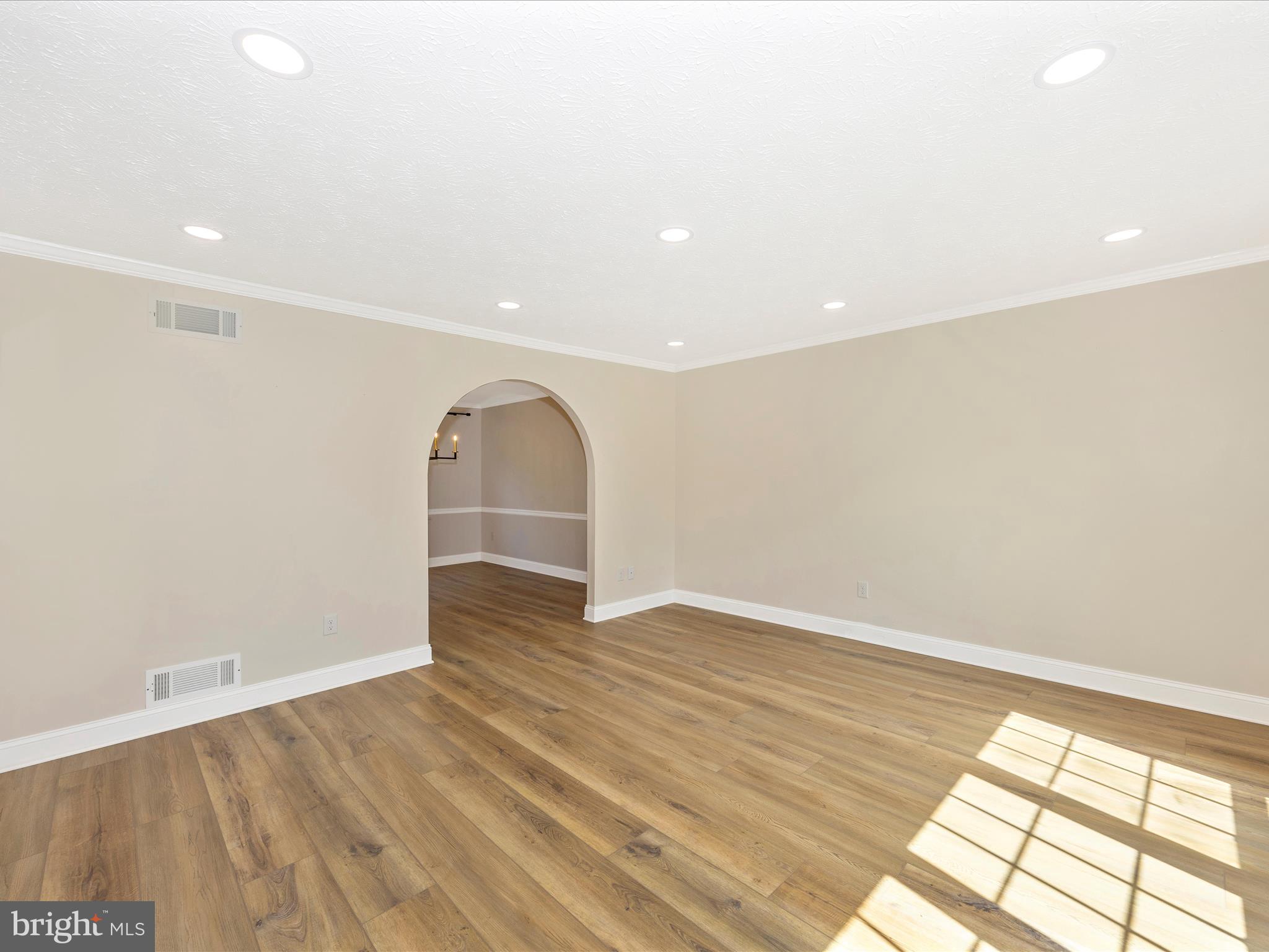 6172 MISSISSIPPI LANE