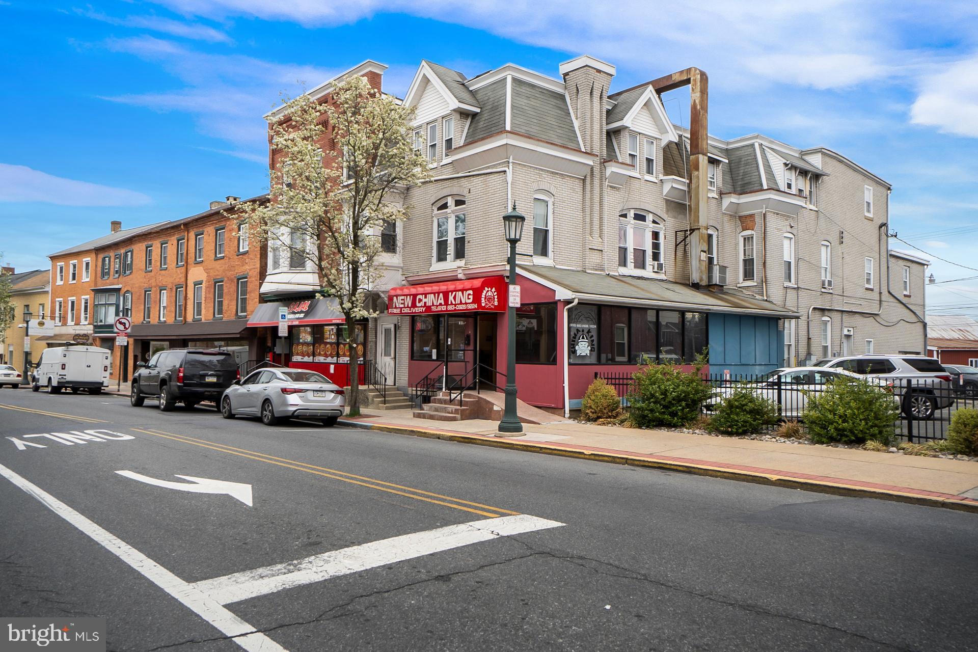 164-168 W MAIN STREET