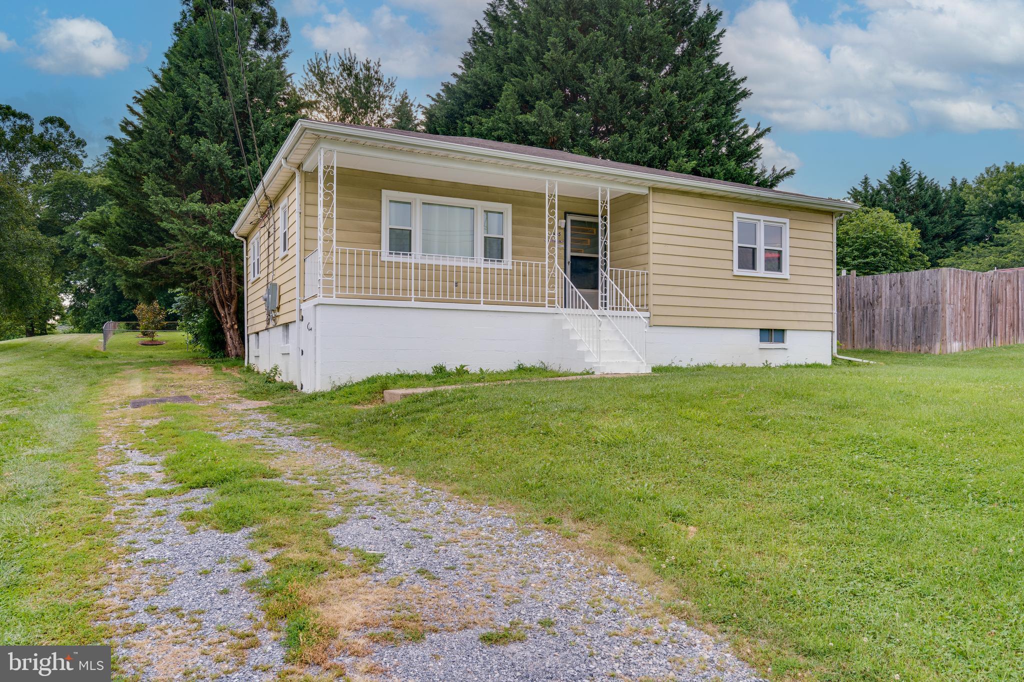 EDGEWOOD - Residential