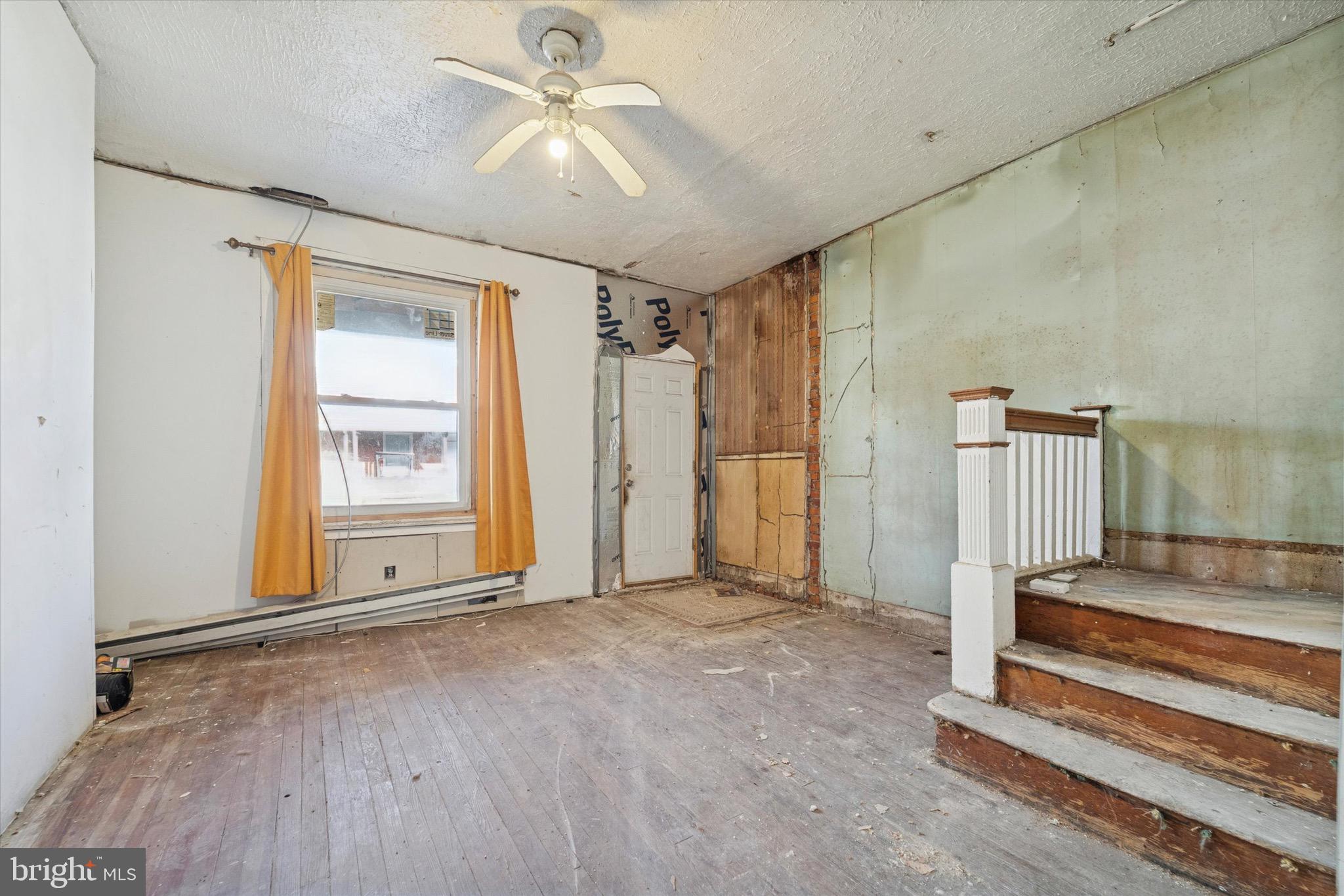 MILL CREEK - Residential