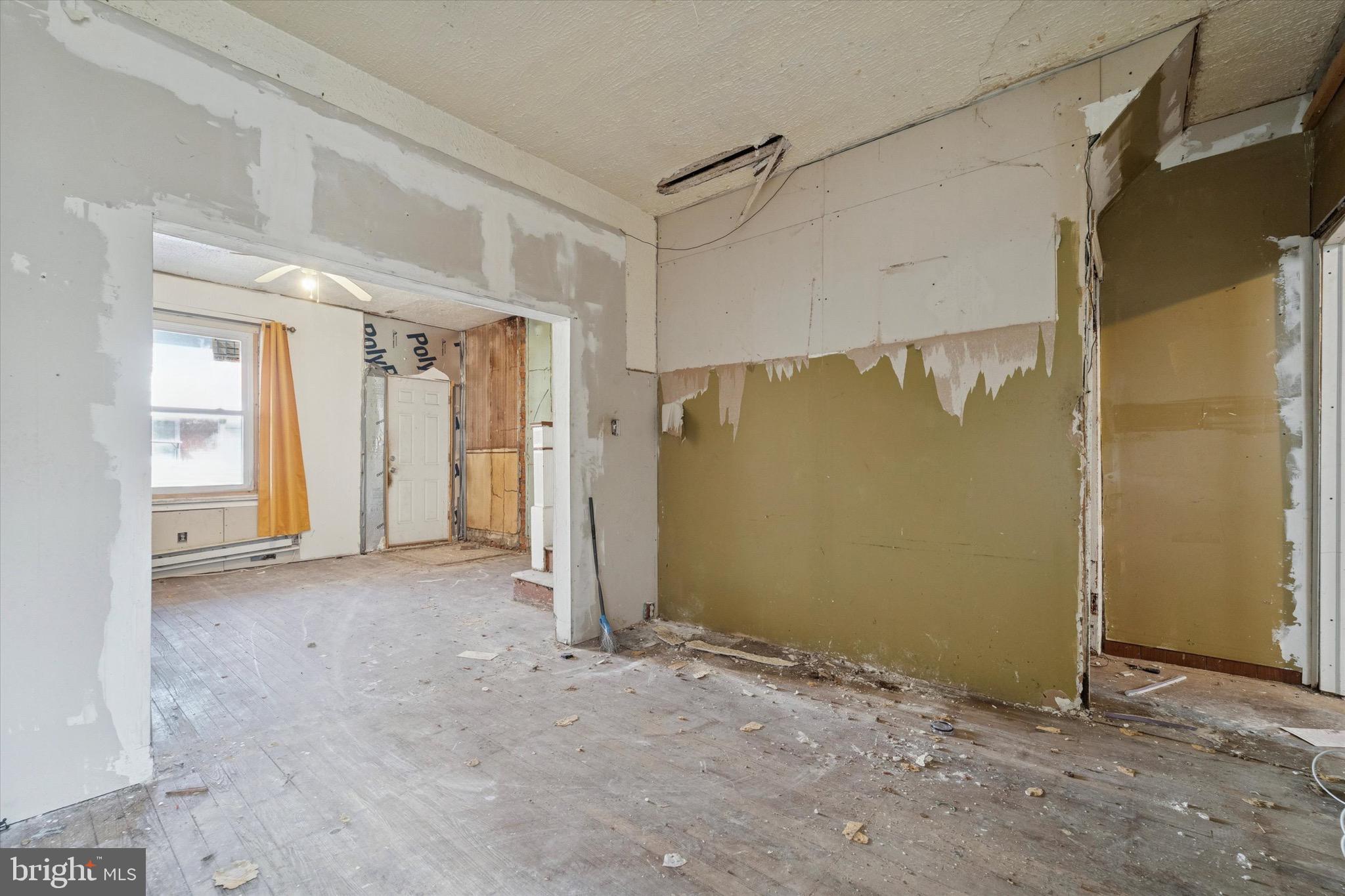 MILL CREEK - Residential