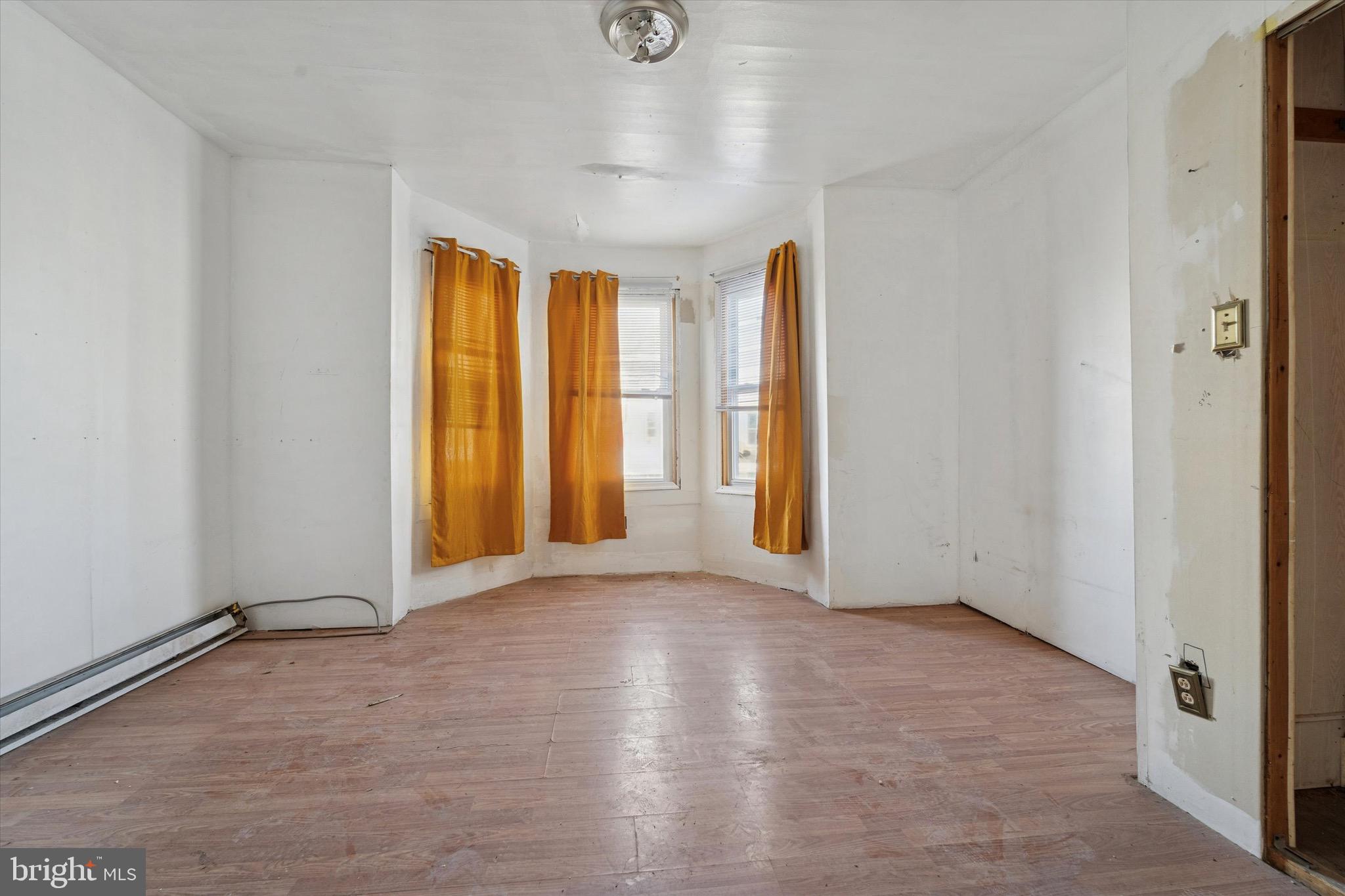 MILL CREEK - Residential