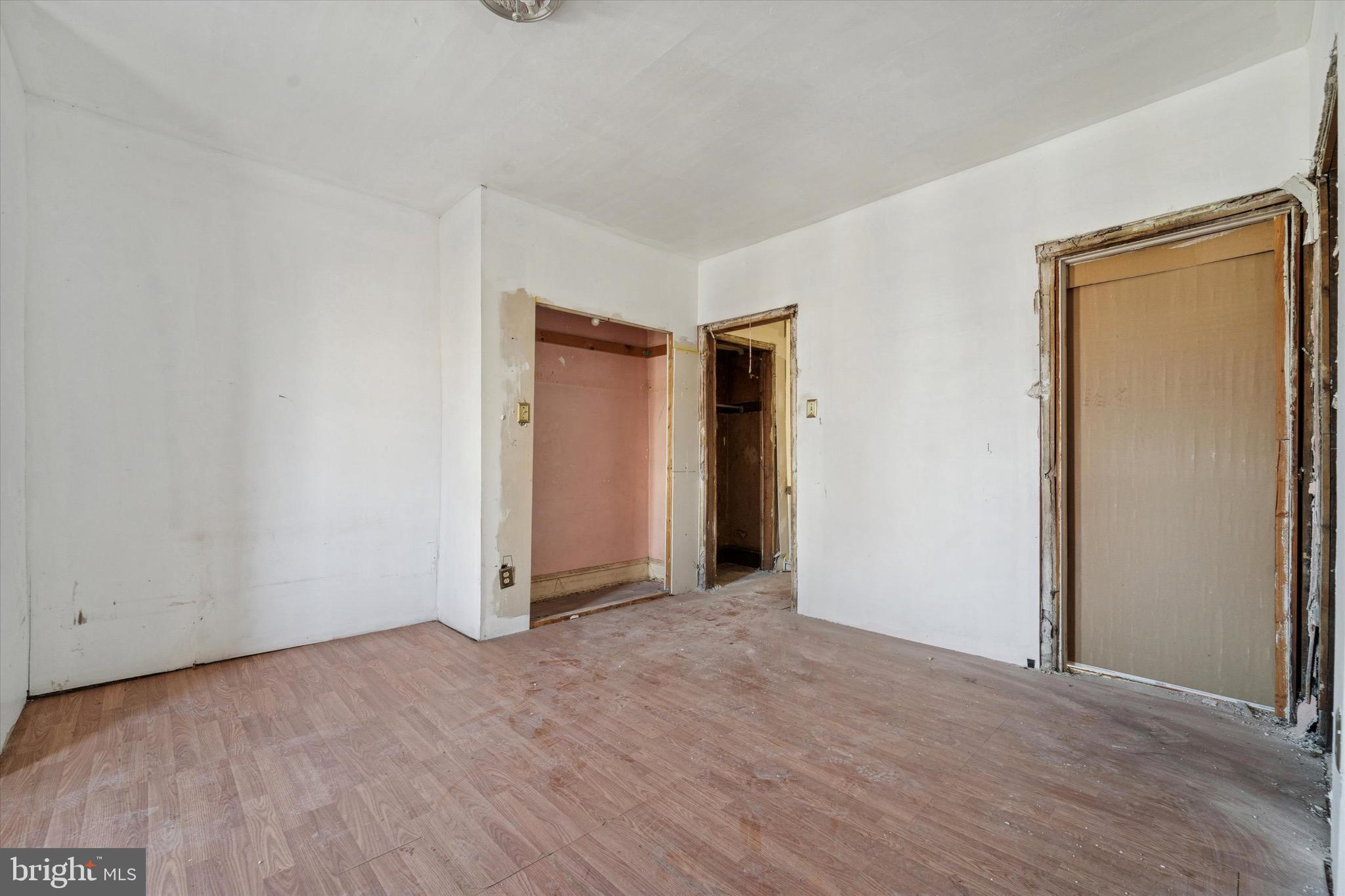 MILL CREEK - Residential