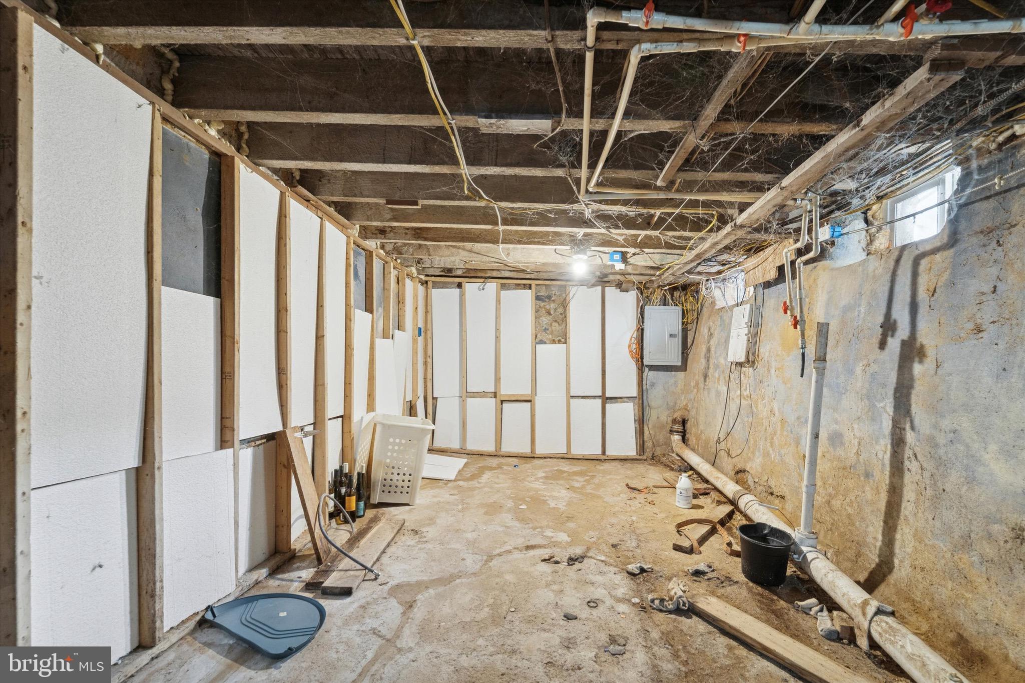 MILL CREEK - Residential