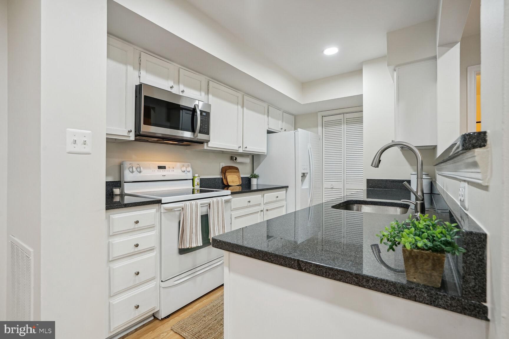 WATERS HOUSE - Residential