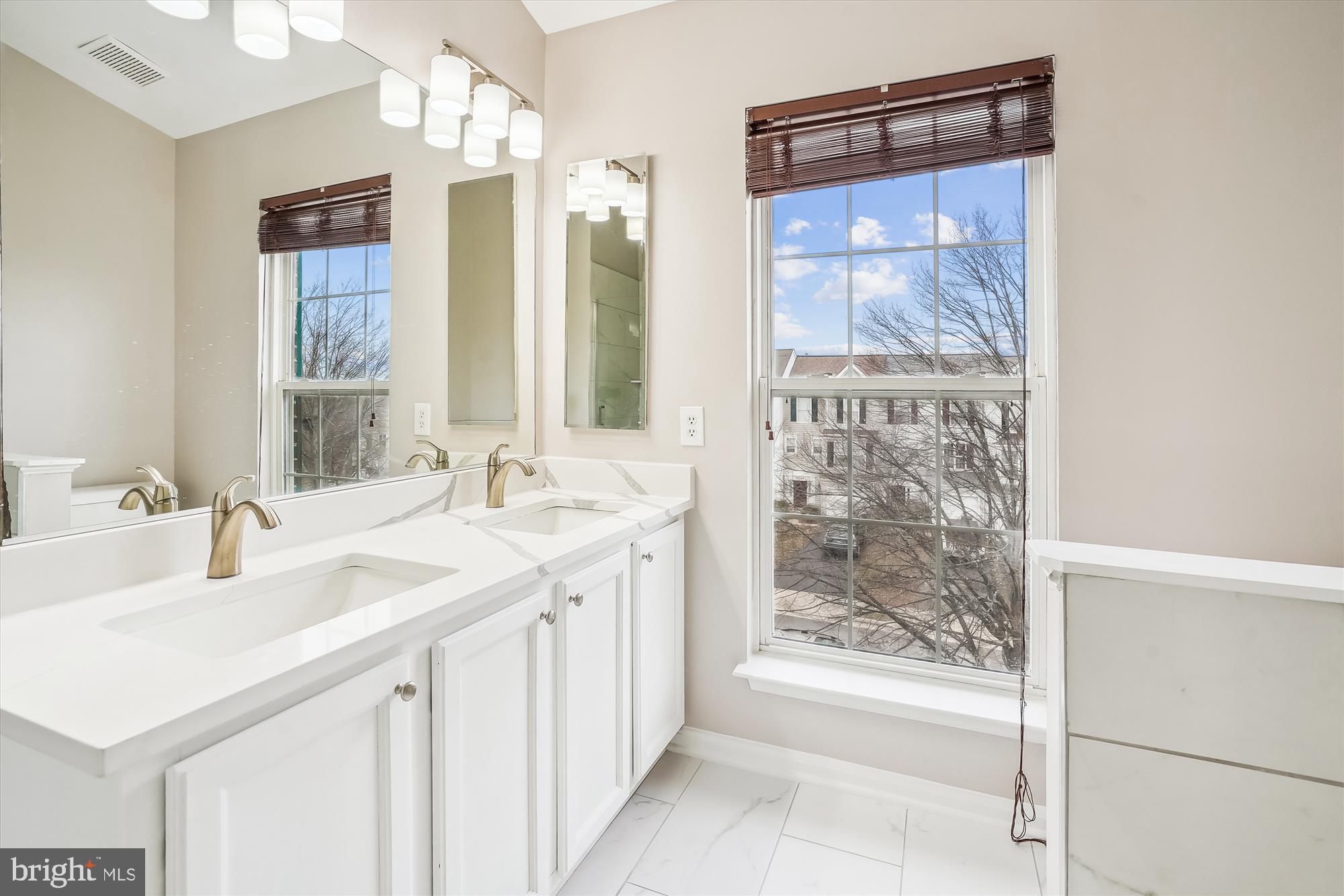 THE VILLAGES AT SAYBROOKE - Residential