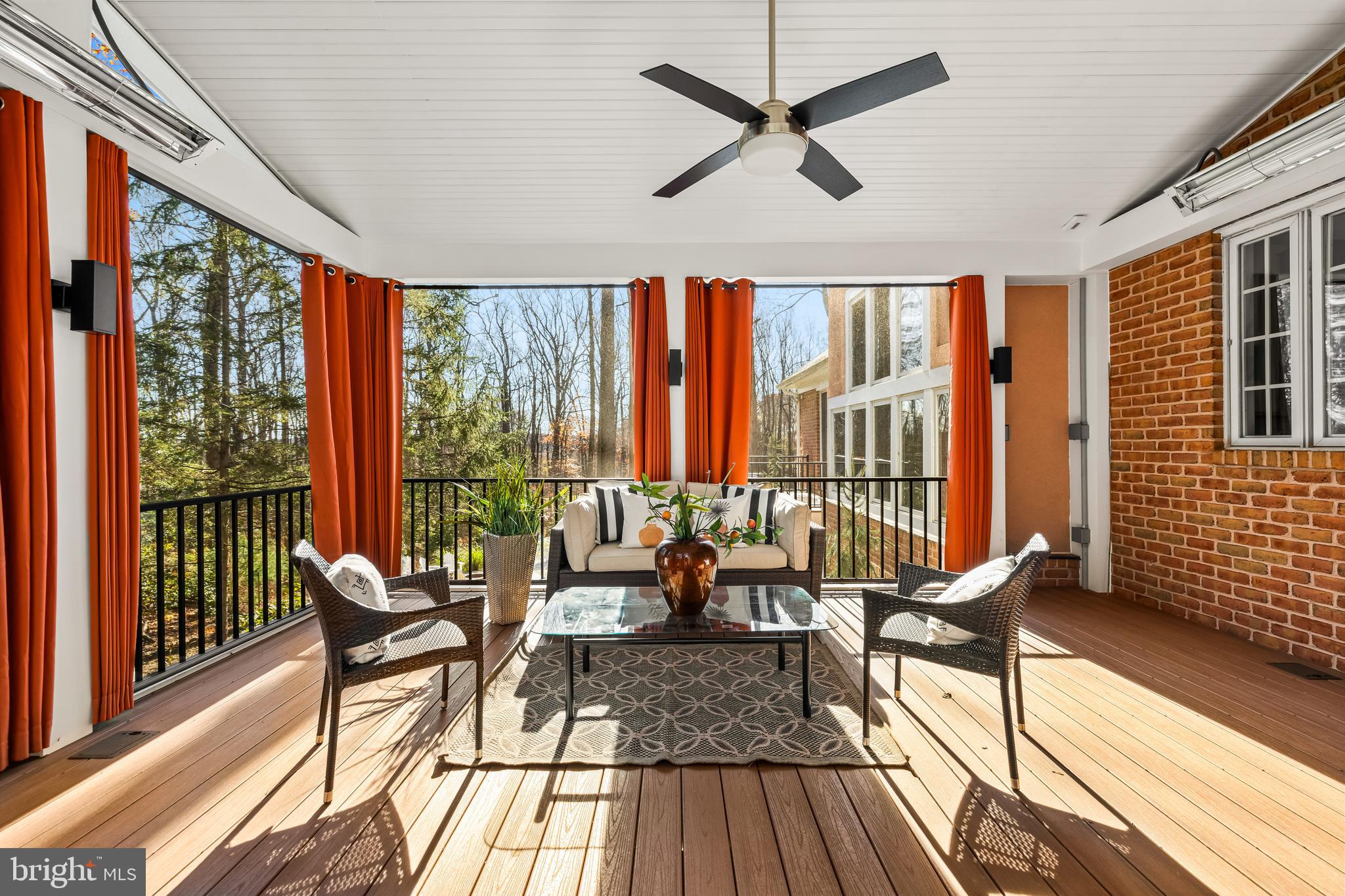 VALLEY CREST - Residential