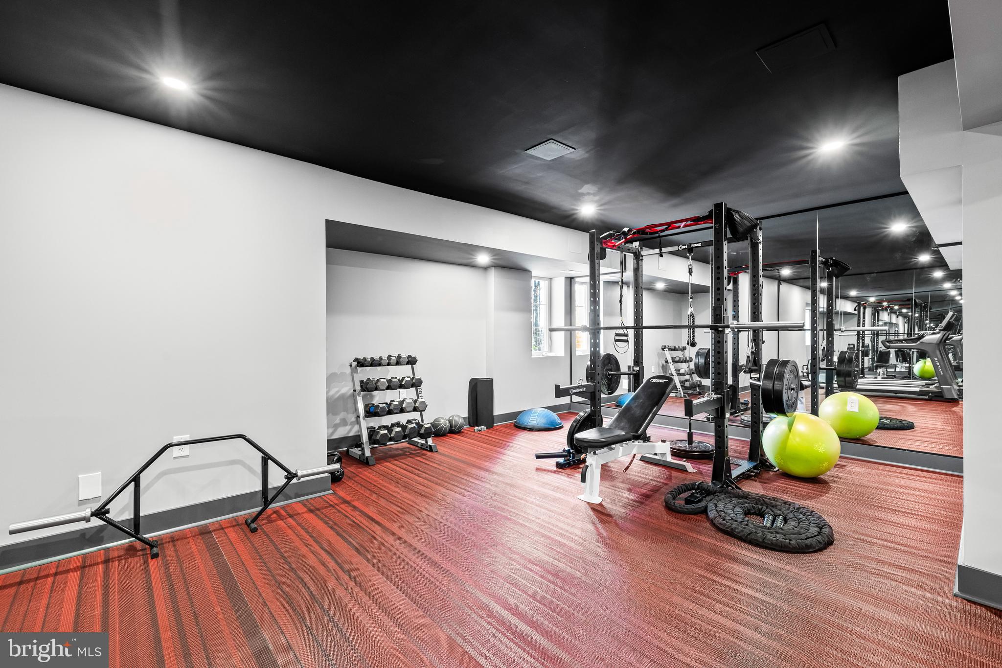 VALLEY CREST - Residential