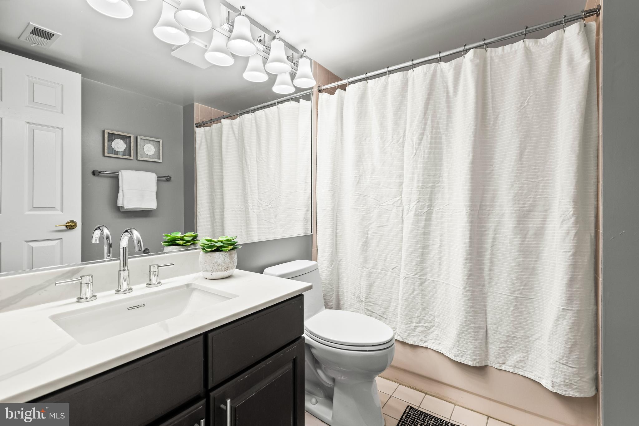 VALLEY CREST - Residential