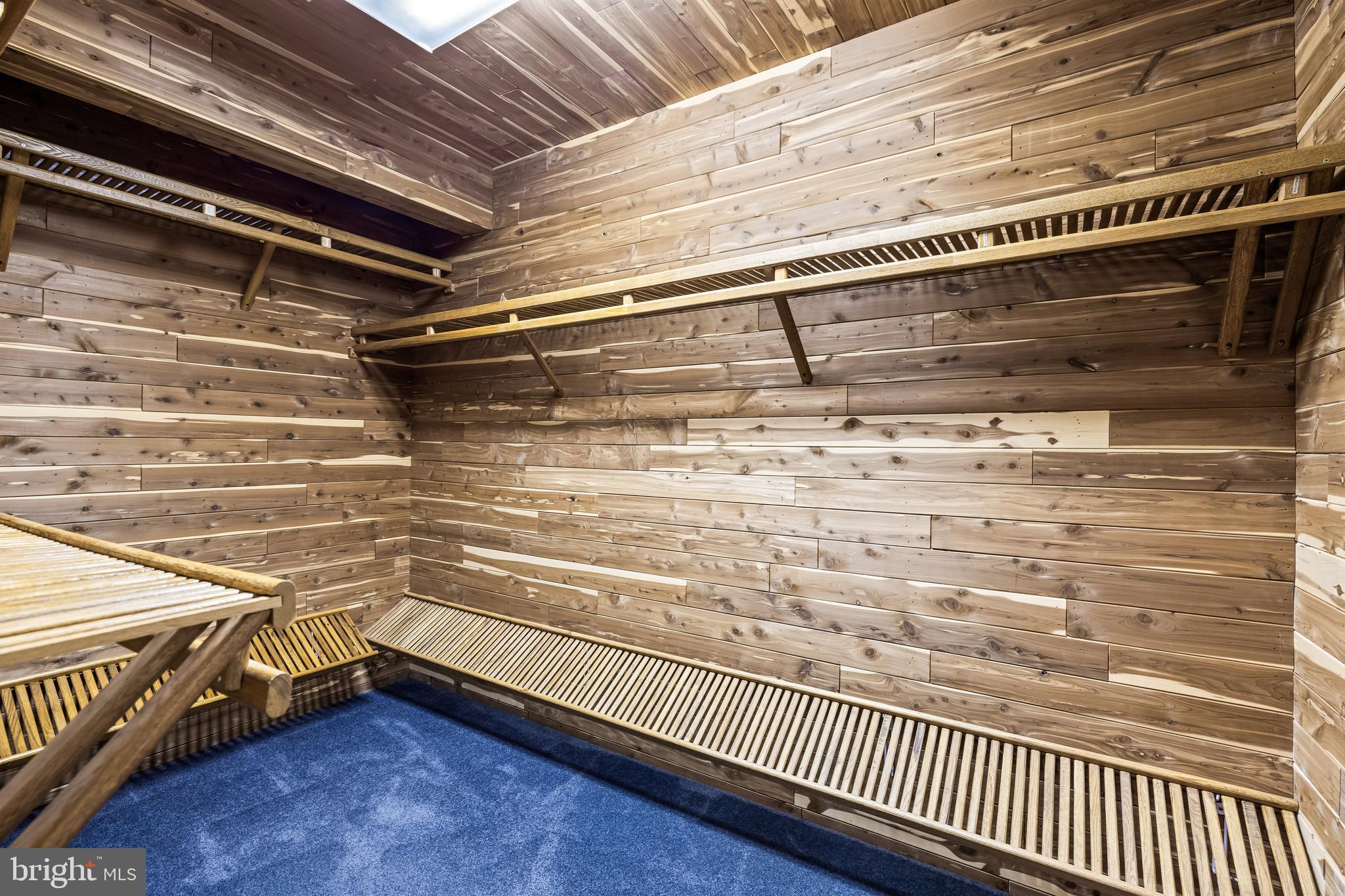 VALLEY CREST - Residential