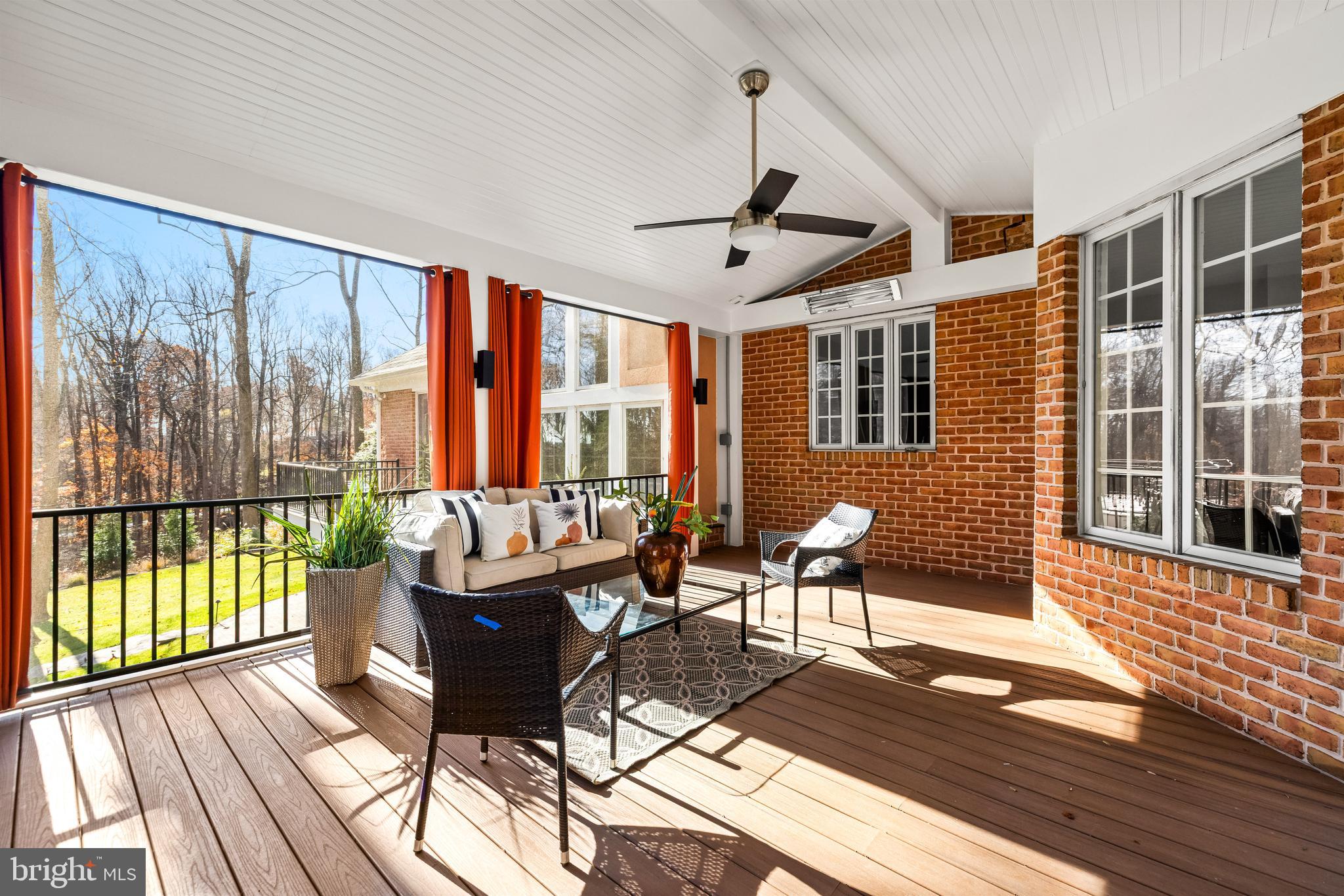 VALLEY CREST - Residential