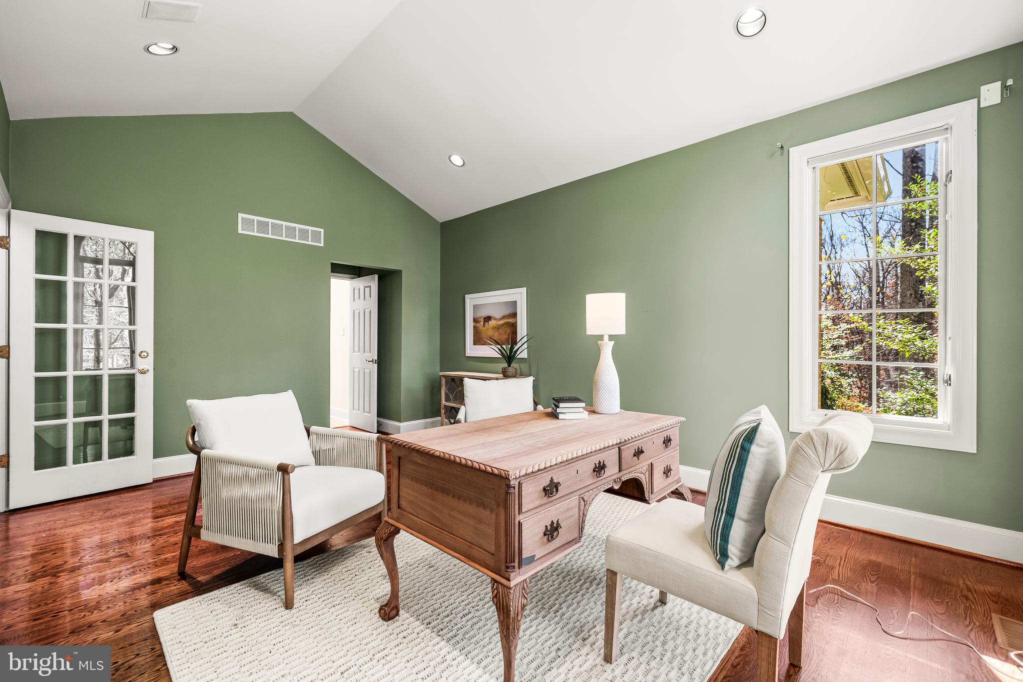 VALLEY CREST - Residential