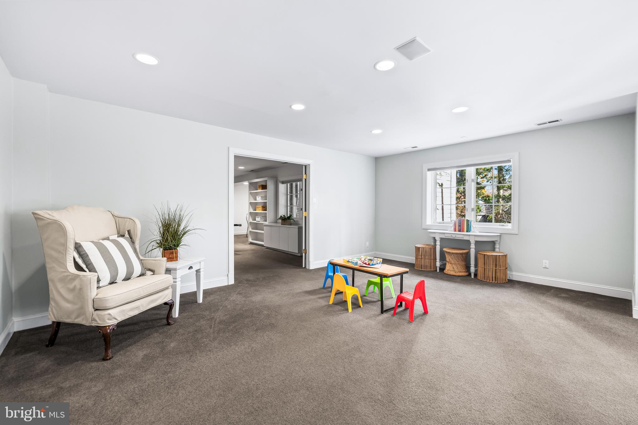 VALLEY CREST - Residential