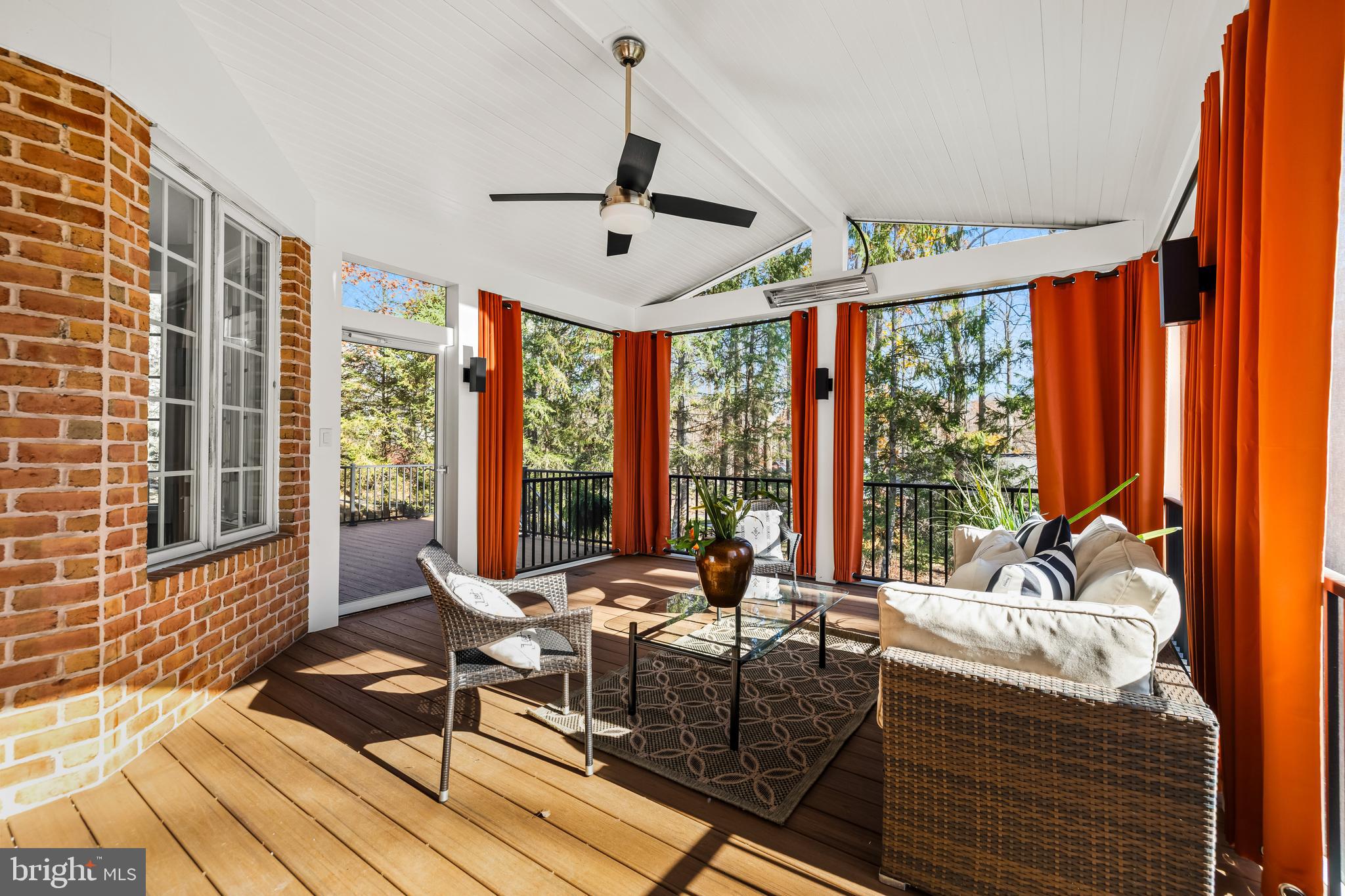 VALLEY CREST - Residential