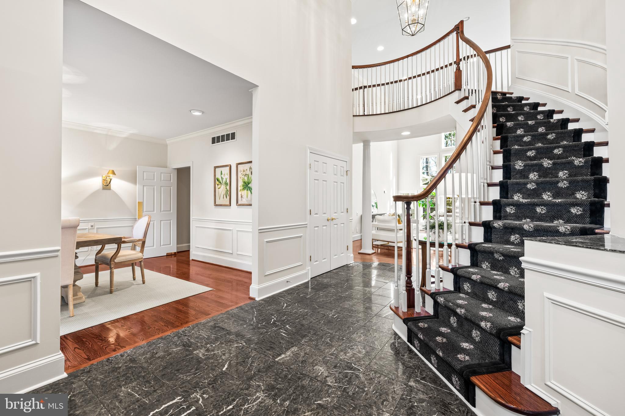 VALLEY CREST - Residential