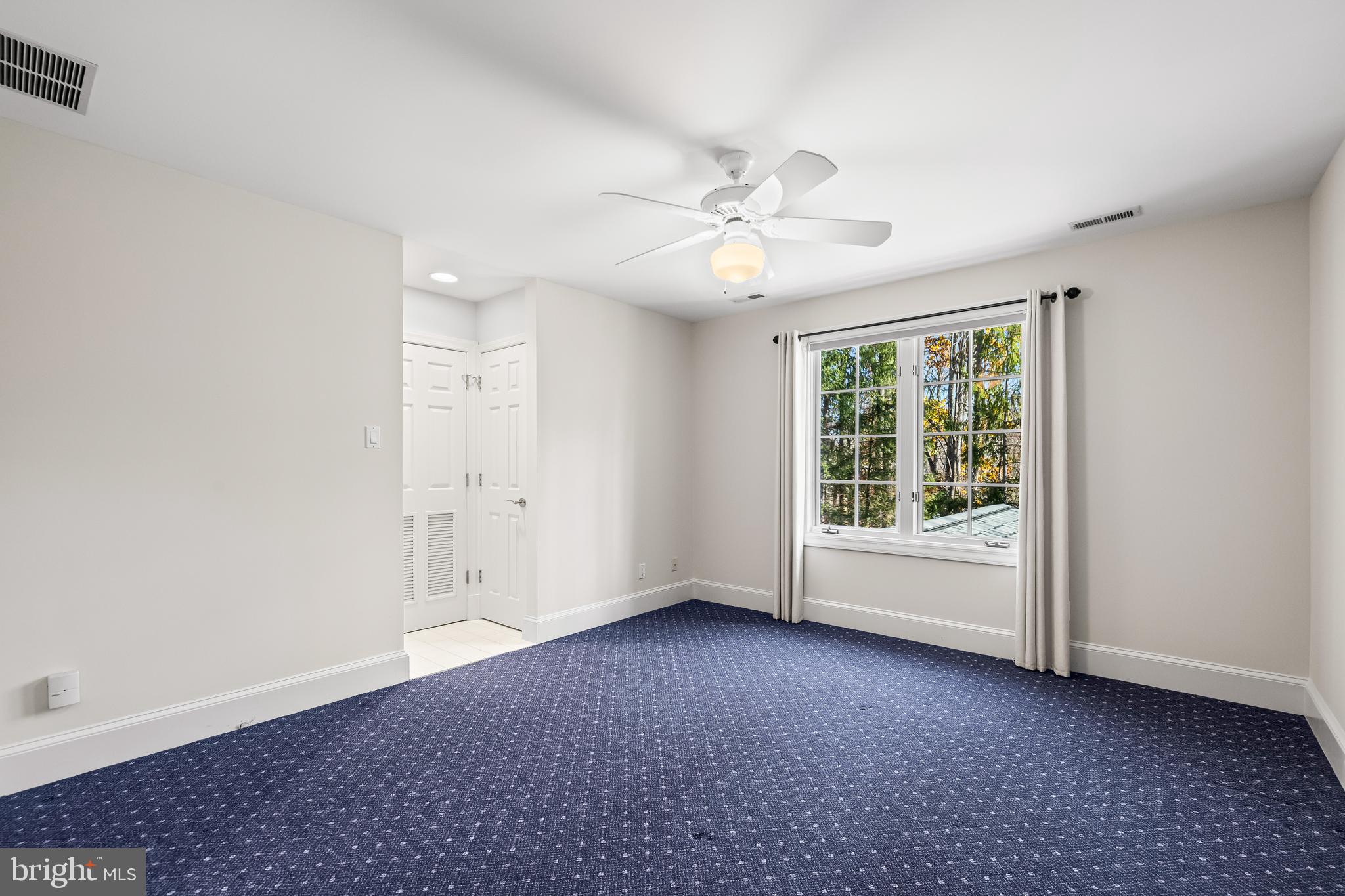 VALLEY CREST - Residential