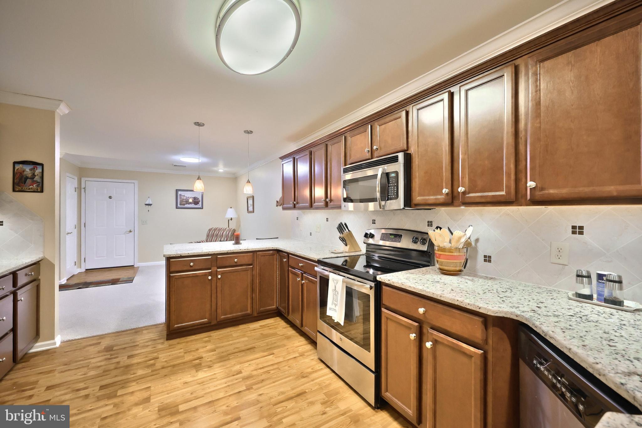 EQUINE MEADOWS - Residential