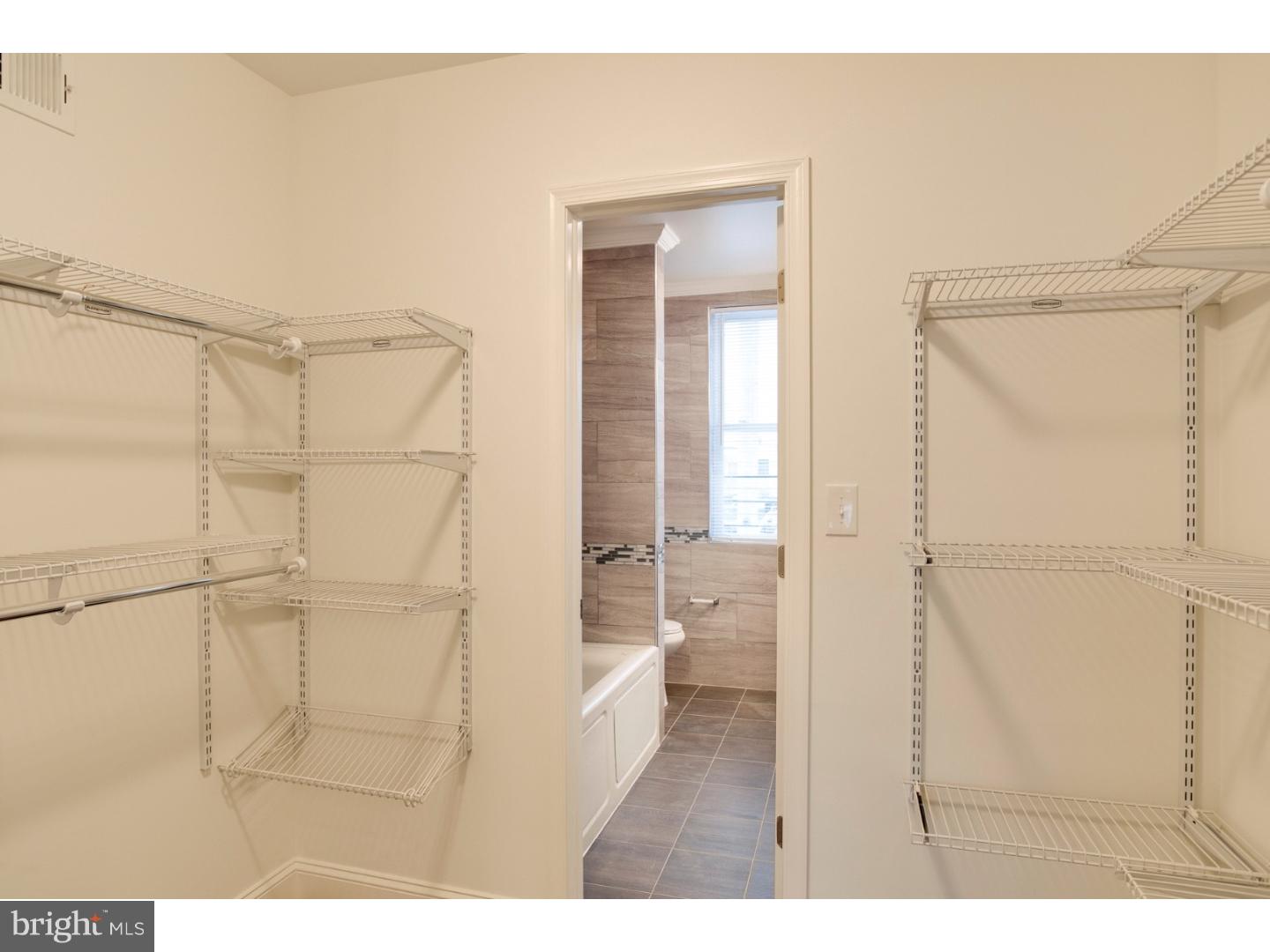 POINT BREEZE - Residential