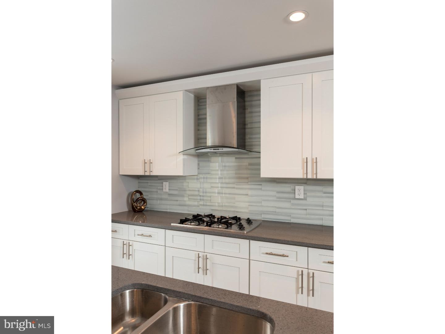 POINT BREEZE - Residential