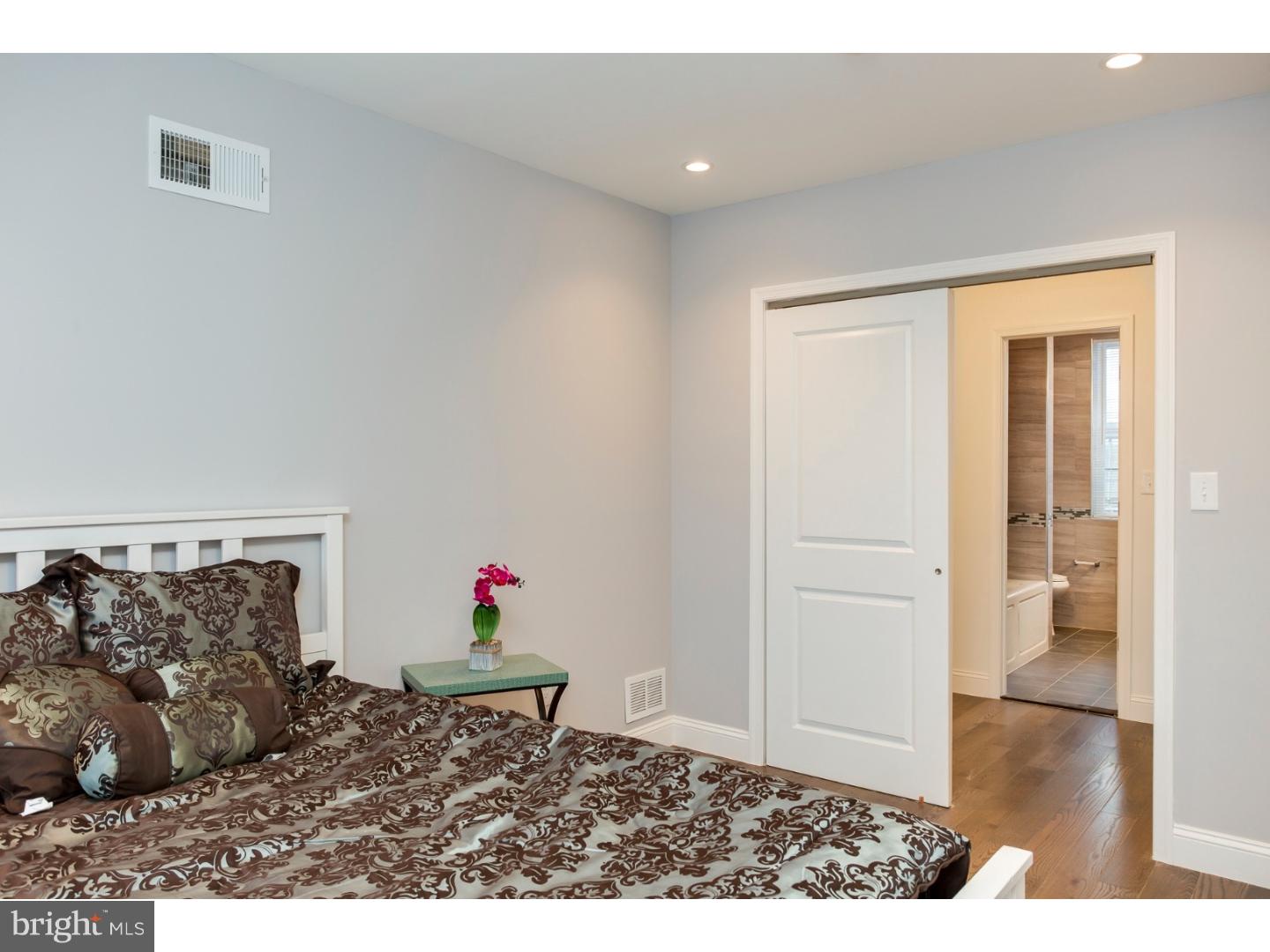 POINT BREEZE - Residential