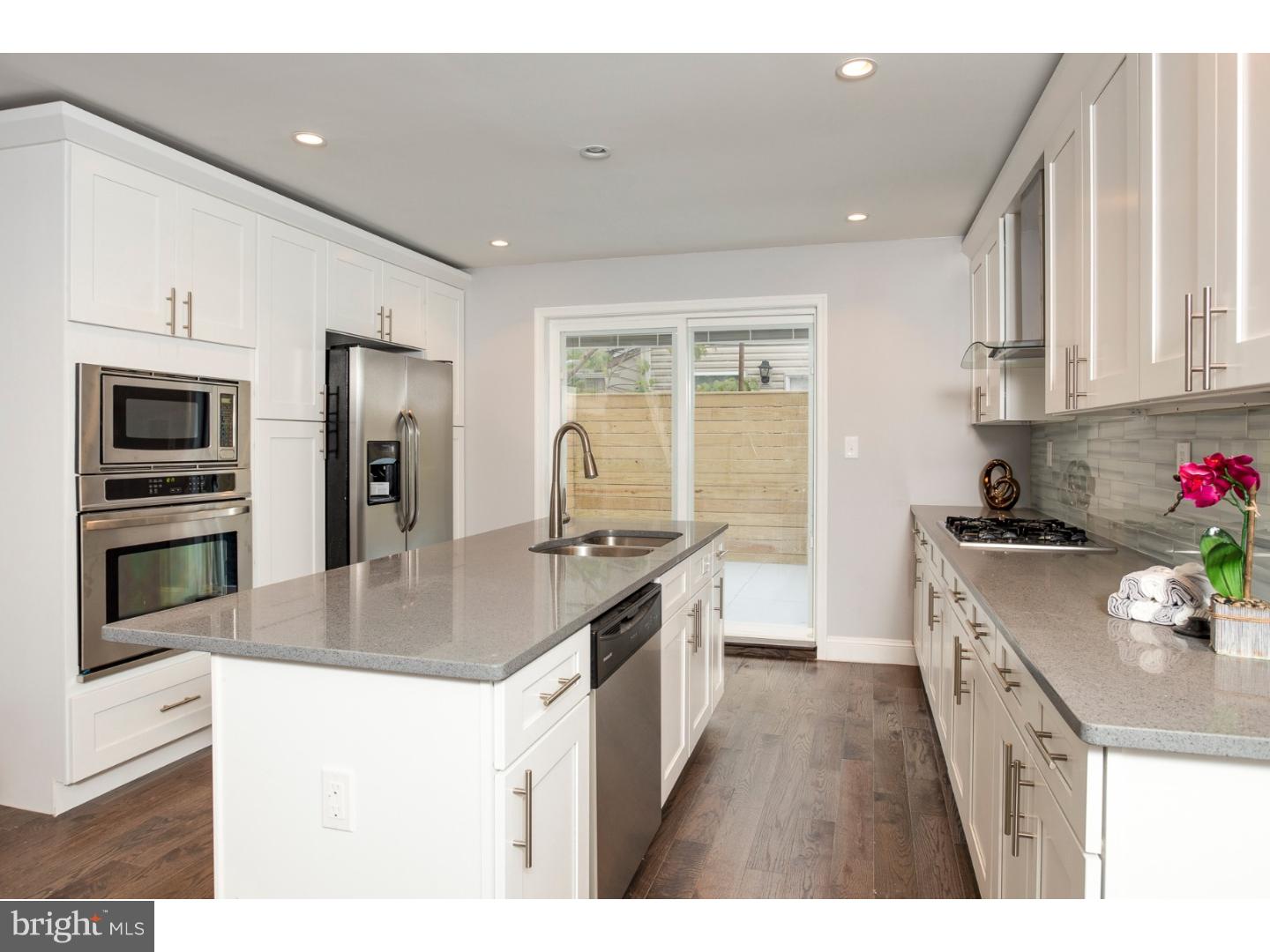 POINT BREEZE - Residential