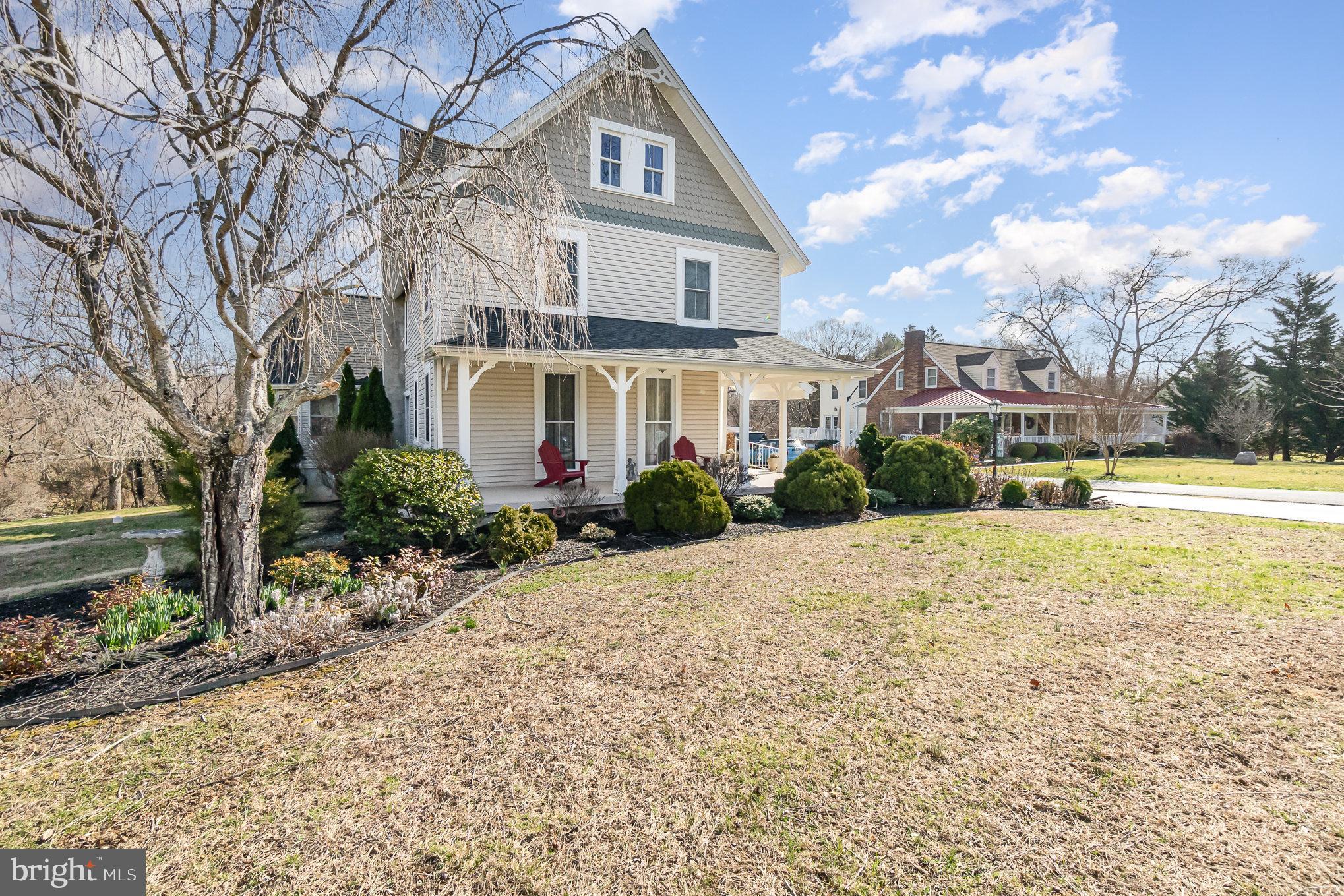 KINGSVILLE - Residential