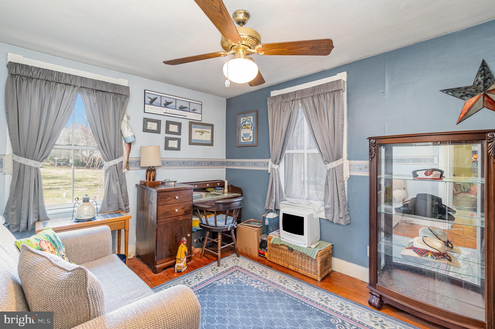 KINGSVILLE - Residential