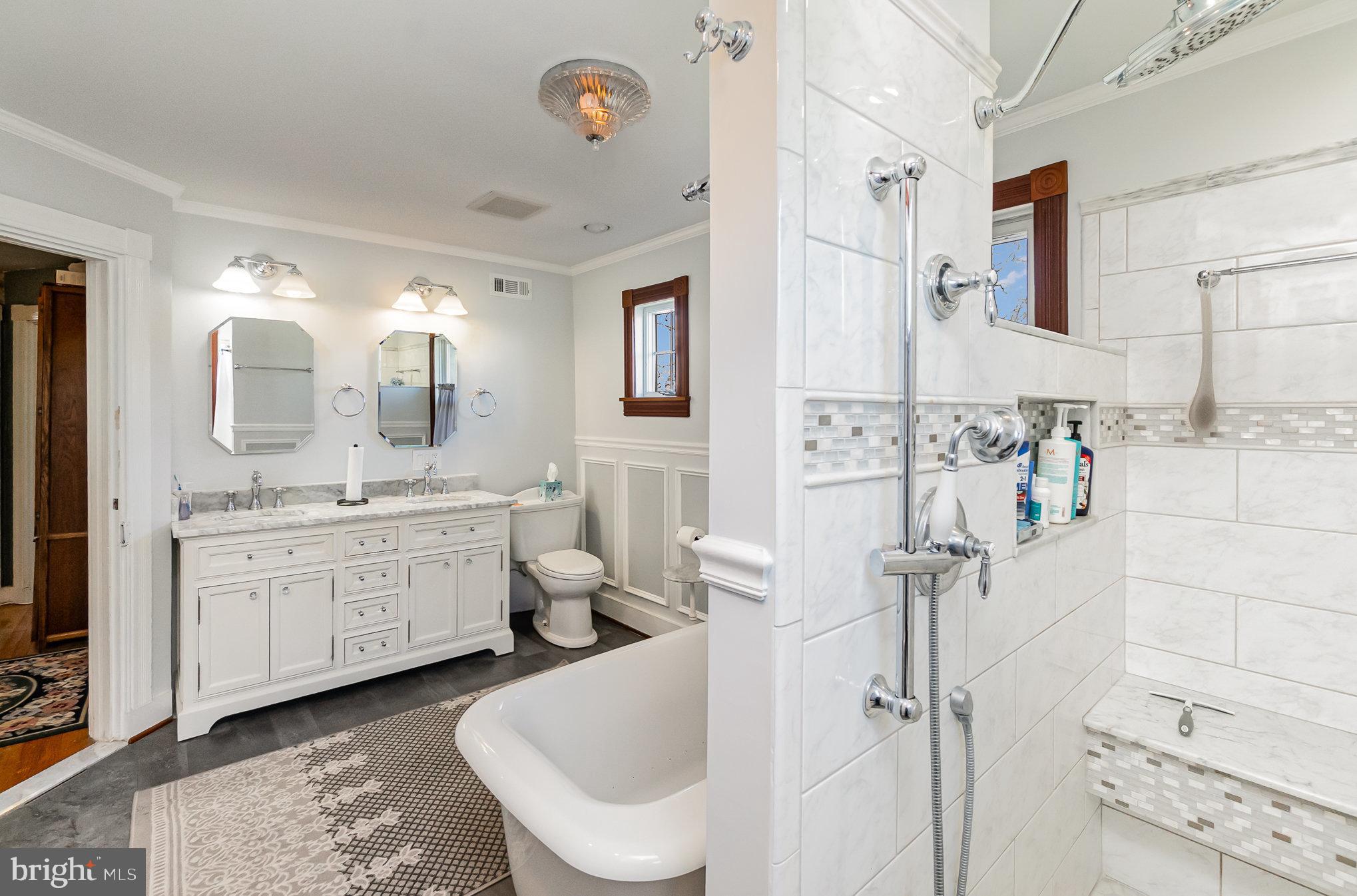 KINGSVILLE - Residential