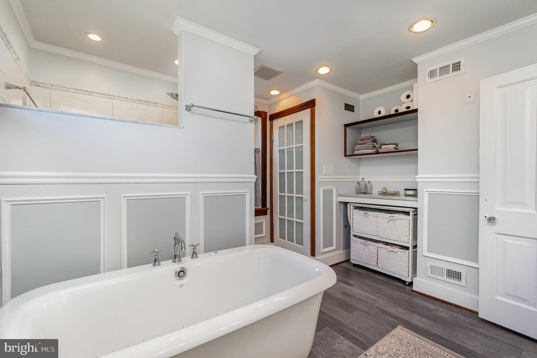 KINGSVILLE - Residential