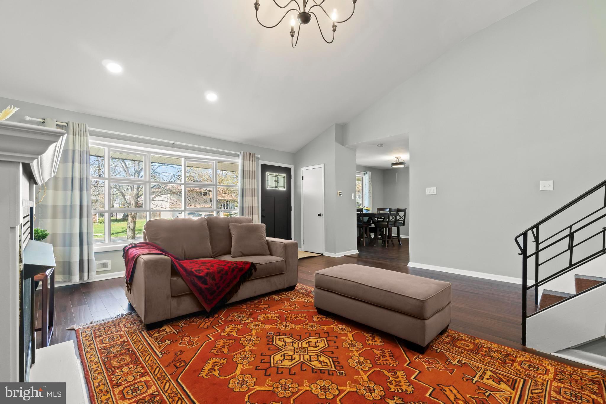 1015 CHELTEN PARKWAY