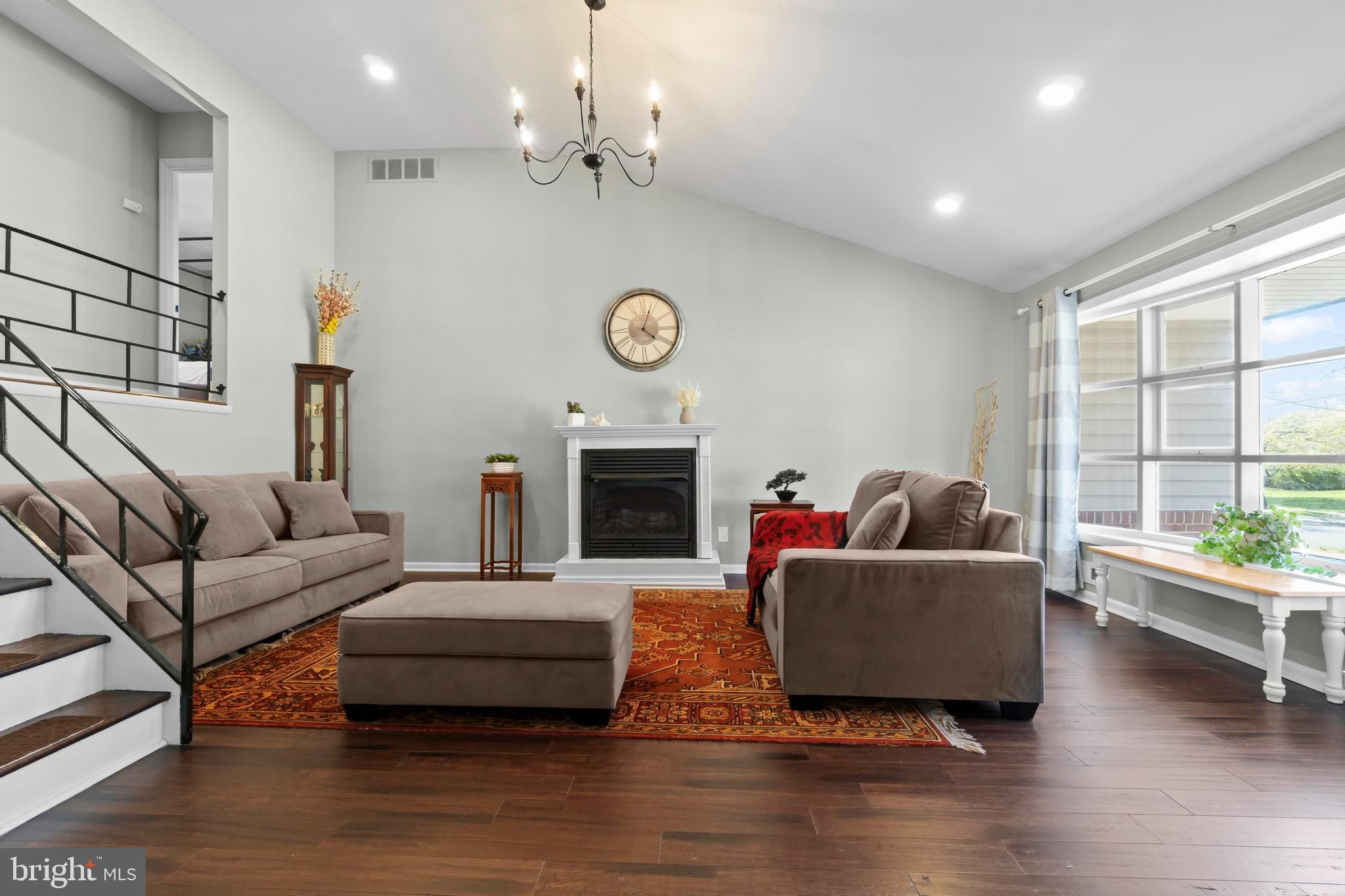 1015 CHELTEN PARKWAY