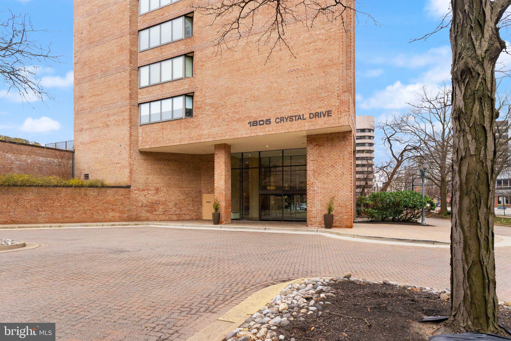 CRYSTAL PARK S - Residential