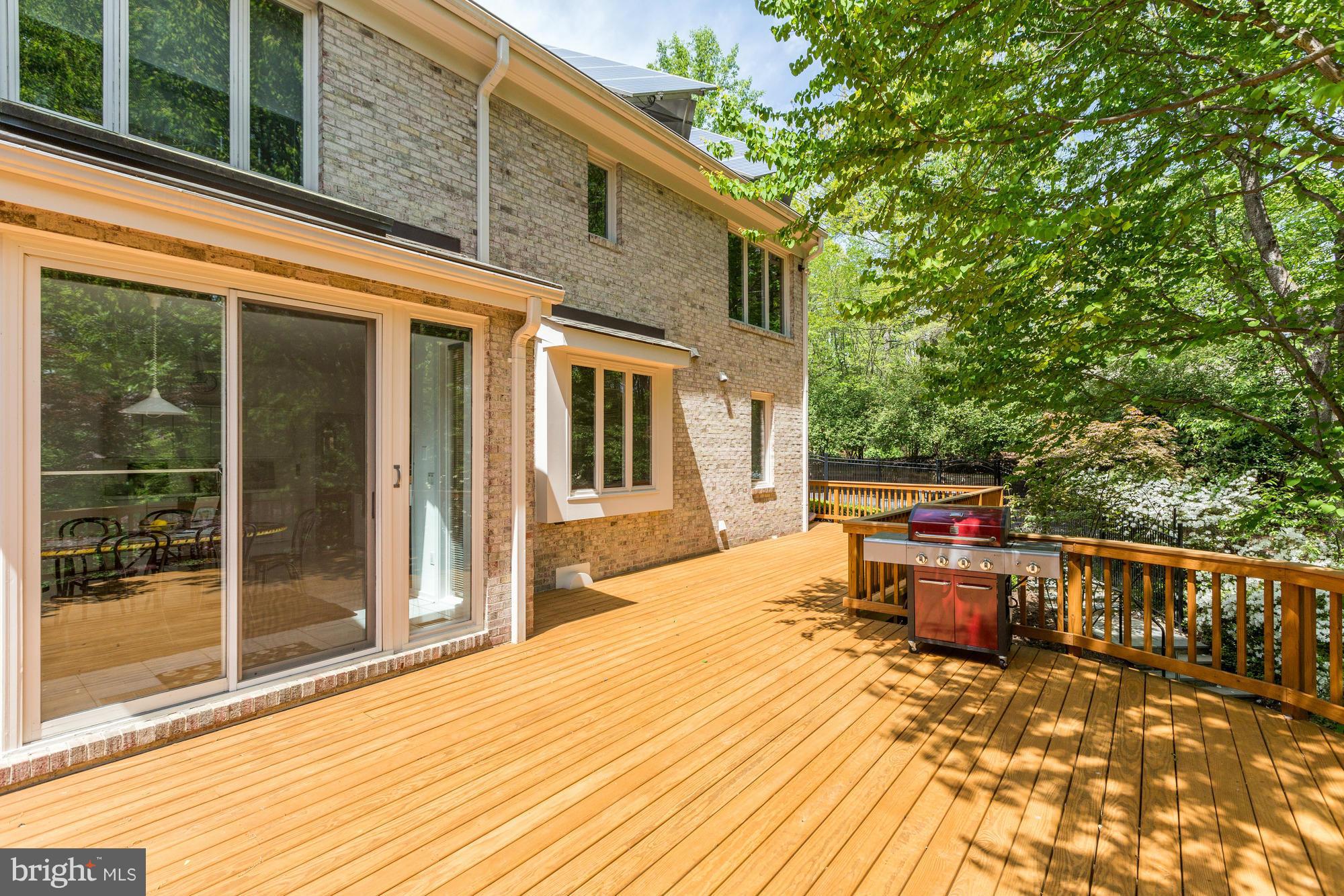 THE PALISADES - Residential